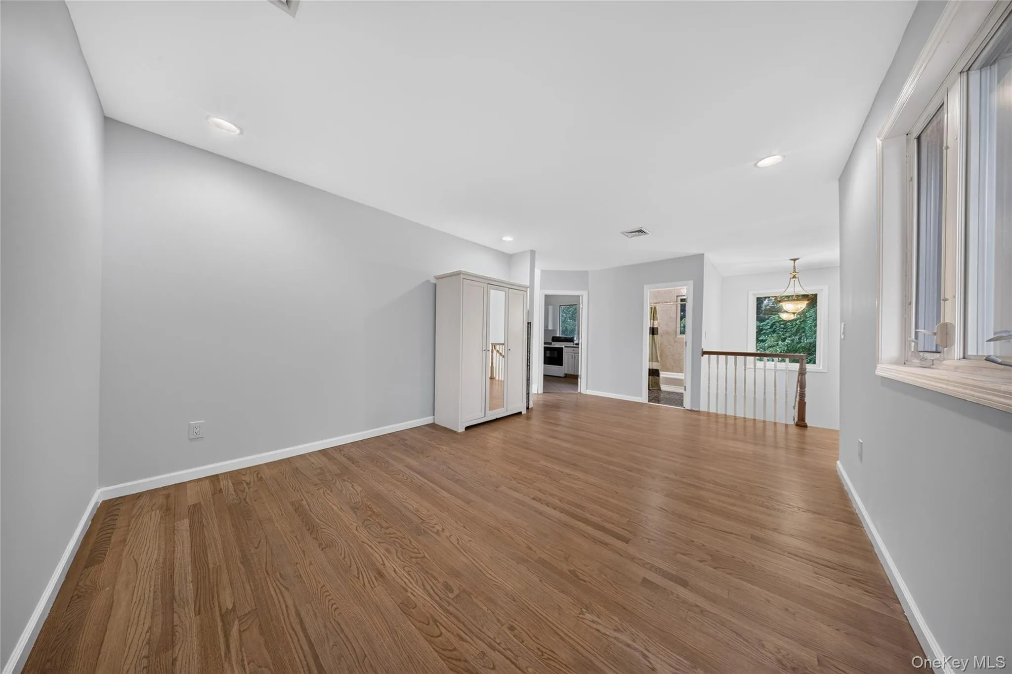 71-57 Douglaston Parkway, New York, NY, 7 Bedrooms Bedrooms, 15 Rooms Rooms,5 BathroomsBathrooms,Residential,For Rent,Douglaston,0,1022188 71-57 Douglaston Parkway, New York, NY, 7 Bedrooms Bedrooms, 15 Rooms Rooms,5 BathroomsBathrooms,Residential,For Rent,Douglaston,0,1022188
