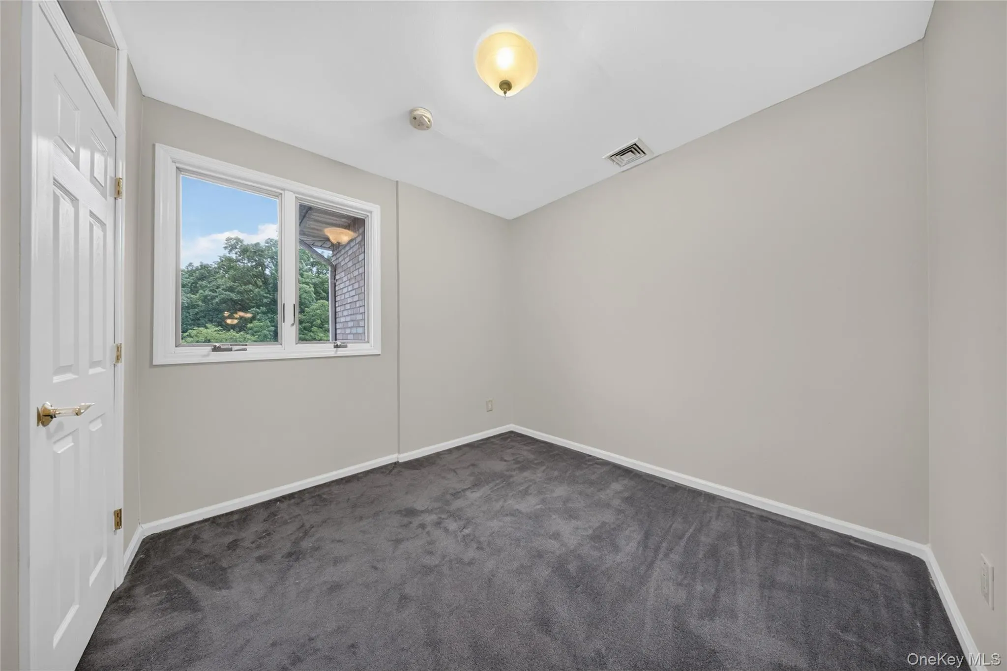 71-57 Douglaston Parkway, New York, NY, 7 Bedrooms Bedrooms, 15 Rooms Rooms,5 BathroomsBathrooms,Residential,For Rent,Douglaston,0,1022188 71-57 Douglaston Parkway, New York, NY, 7 Bedrooms Bedrooms, 15 Rooms Rooms,5 BathroomsBathrooms,Residential,For Rent,Douglaston,0,1022188