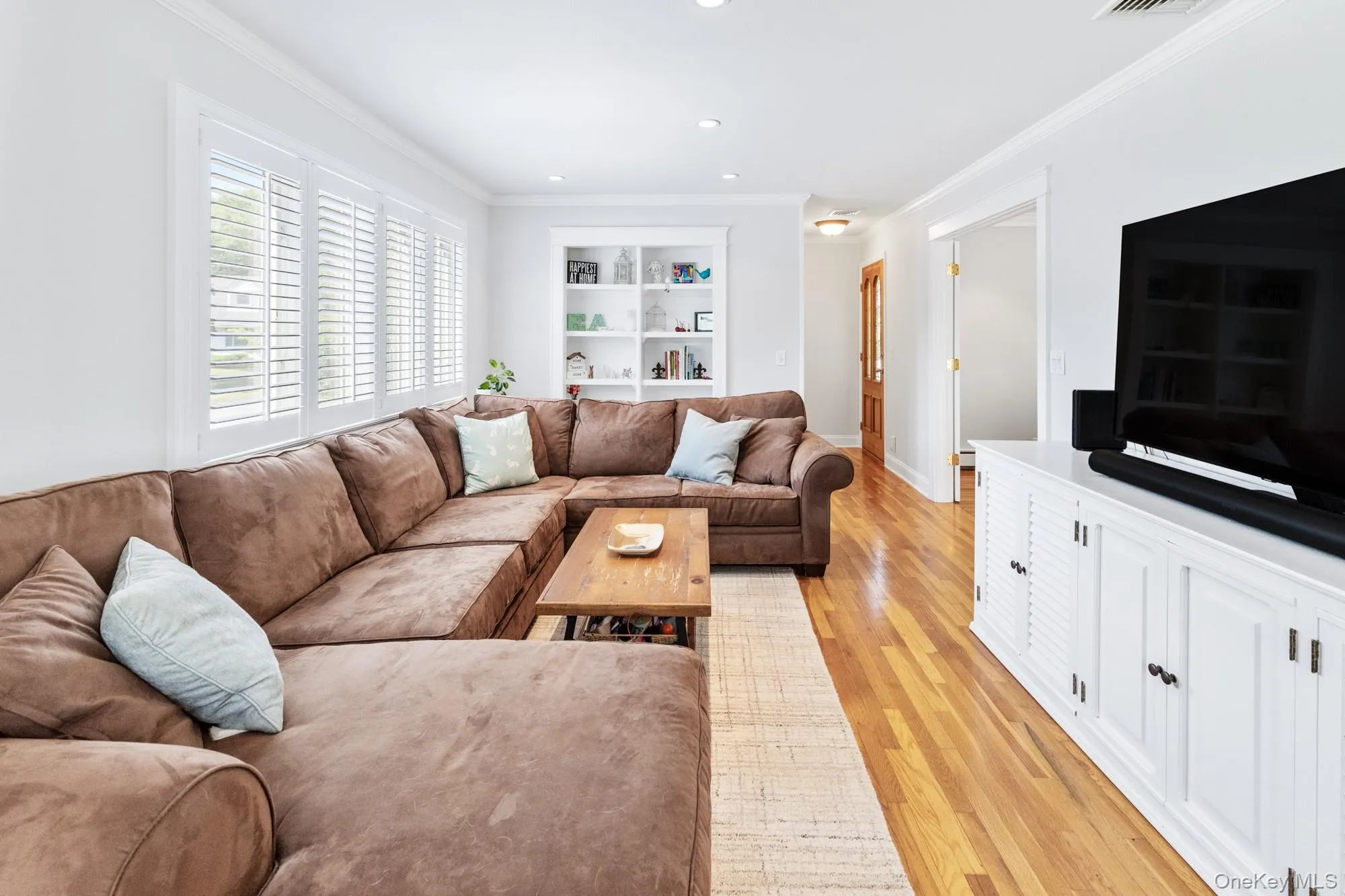 47 Wilson Street, Brookhaven, NY, 3 Bedrooms Bedrooms, 12 Rooms Rooms,2 BathroomsBathrooms,Residential,For Rent,Wilson,0,1022190 47 Wilson Street, Brookhaven, NY, 3 Bedrooms Bedrooms, 12 Rooms Rooms,2 BathroomsBathrooms,Residential,For Rent,Wilson,0,1022190