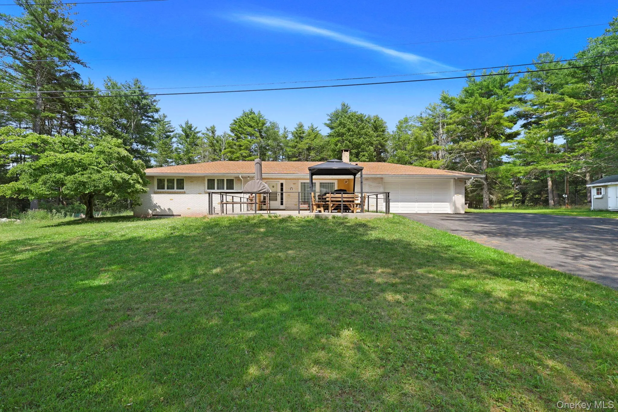 35 Kroeger Road, Thompson, NY, 3 Bedrooms Bedrooms, 9 Rooms Rooms,4 BathroomsBathrooms,Residential,For Rent,Kroeger,0,1022193 35 Kroeger Road, Thompson, NY, 3 Bedrooms Bedrooms, 9 Rooms Rooms,4 BathroomsBathrooms,Residential,For Rent,Kroeger,0,1022193
