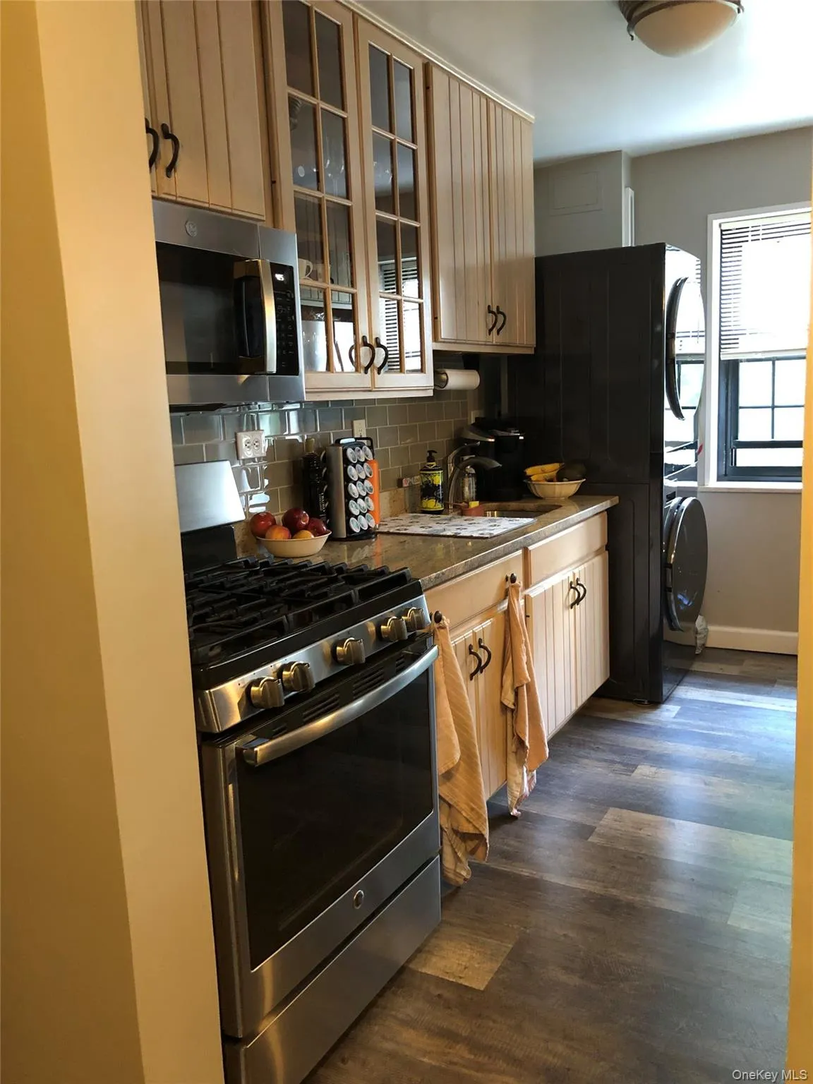 1217 California Road, Eastchester, NY, 2 Bedrooms Bedrooms, 5 Rooms Rooms,1 BathroomBathrooms,Residential,For Rent,California,0,1022196 1217 California Road, Eastchester, NY, 2 Bedrooms Bedrooms, 5 Rooms Rooms,1 BathroomBathrooms,Residential,For Rent,California,0,1022196