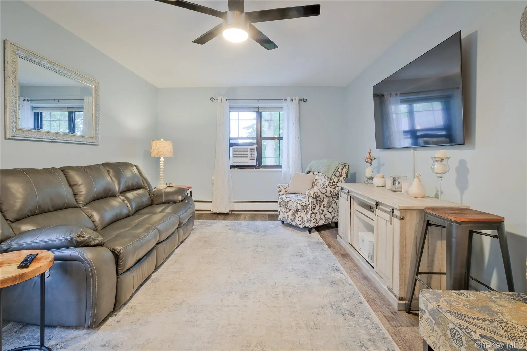 1217 California Road, Eastchester, NY, 2 Bedrooms Bedrooms, 5 Rooms Rooms,1 BathroomBathrooms,Residential,For Rent,California,0,1022196 1217 California Road, Eastchester, NY, 2 Bedrooms Bedrooms, 5 Rooms Rooms,1 BathroomBathrooms,Residential,For Rent,California,0,1022196