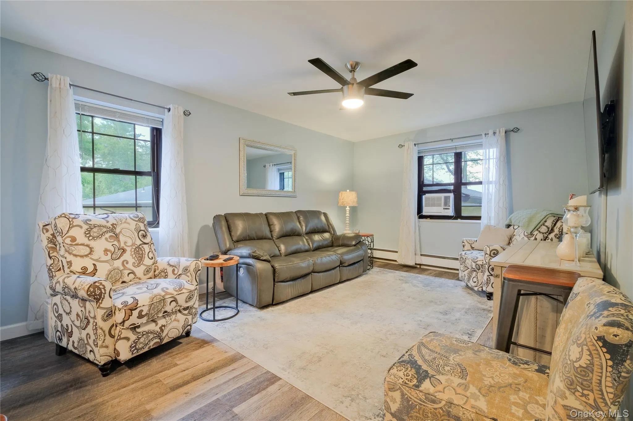 1217 California Road, Eastchester, NY, 2 Bedrooms Bedrooms, 5 Rooms Rooms,1 BathroomBathrooms,Residential,For Rent,California,0,1022196 1217 California Road, Eastchester, NY, 2 Bedrooms Bedrooms, 5 Rooms Rooms,1 BathroomBathrooms,Residential,For Rent,California,0,1022196