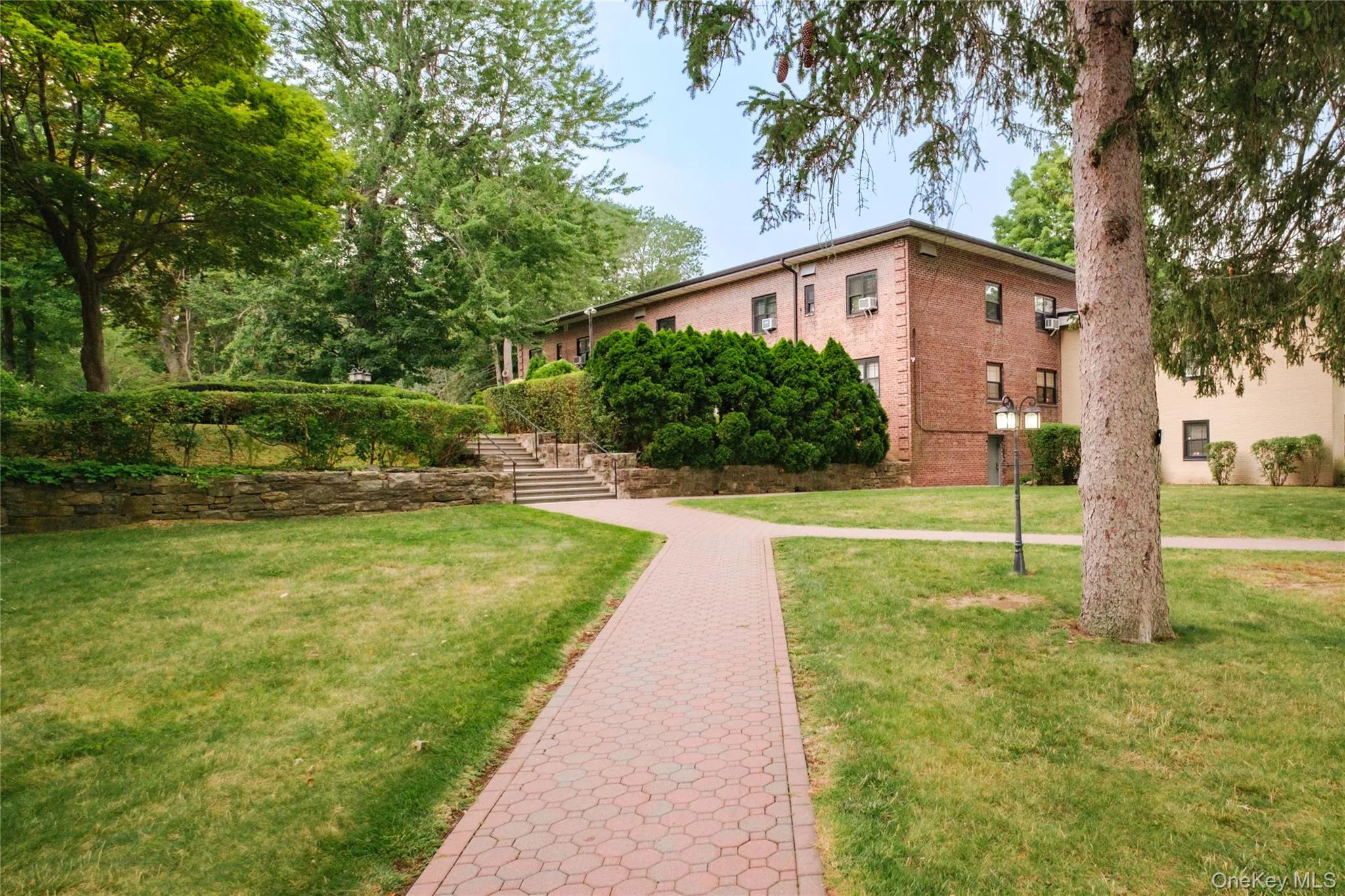 1217 California Road, Eastchester, NY, 2 Bedrooms Bedrooms, 5 Rooms Rooms,1 BathroomBathrooms,Residential,For Rent,California,0,1022196 1217 California Road, Eastchester, NY, 2 Bedrooms Bedrooms, 5 Rooms Rooms,1 BathroomBathrooms,Residential,For Rent,California,0,1022196