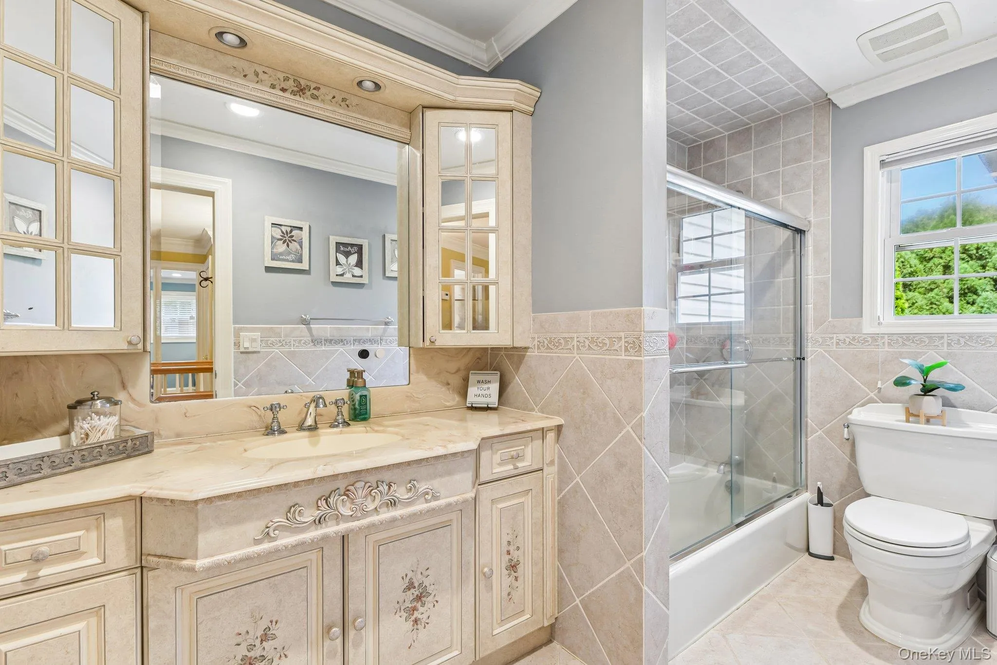 14 Thrush Court, Huntington, NY, 4 Bedrooms Bedrooms, 9 Rooms Rooms,2 BathroomsBathrooms,Residential,For Rent,Thrush,0,1022199 14 Thrush Court, Huntington, NY, 4 Bedrooms Bedrooms, 9 Rooms Rooms,2 BathroomsBathrooms,Residential,For Rent,Thrush,0,1022199