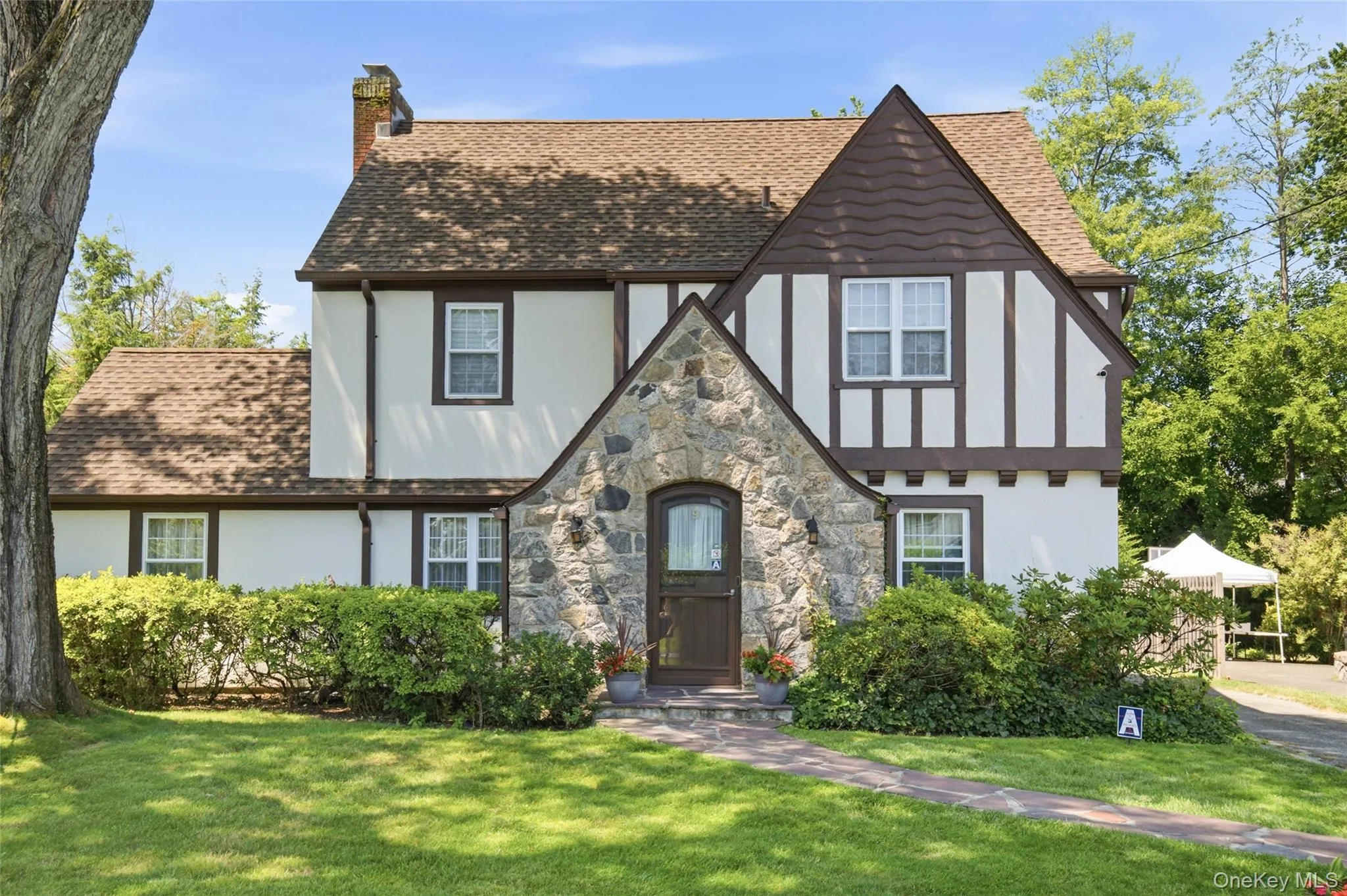 9 Leith Place, White Plains, NY, 4 Bedrooms Bedrooms, 8 Rooms Rooms,2 BathroomsBathrooms,Residential,For Rent,Leith,0,1022201 9 Leith Place, White Plains, NY, 4 Bedrooms Bedrooms, 8 Rooms Rooms,2 BathroomsBathrooms,Residential,For Rent,Leith,0,1022201