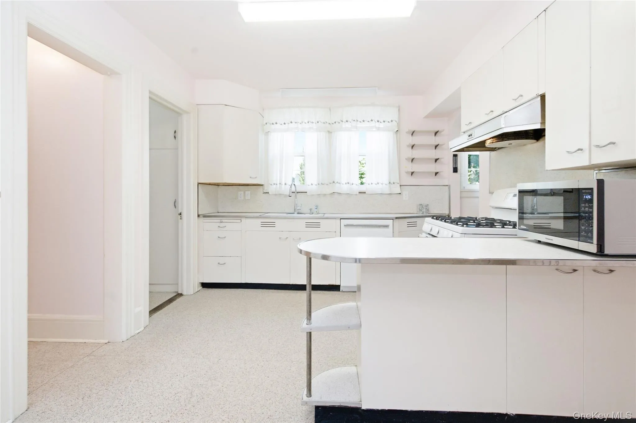 Kitchen in its current condition Kitchen in its current condition