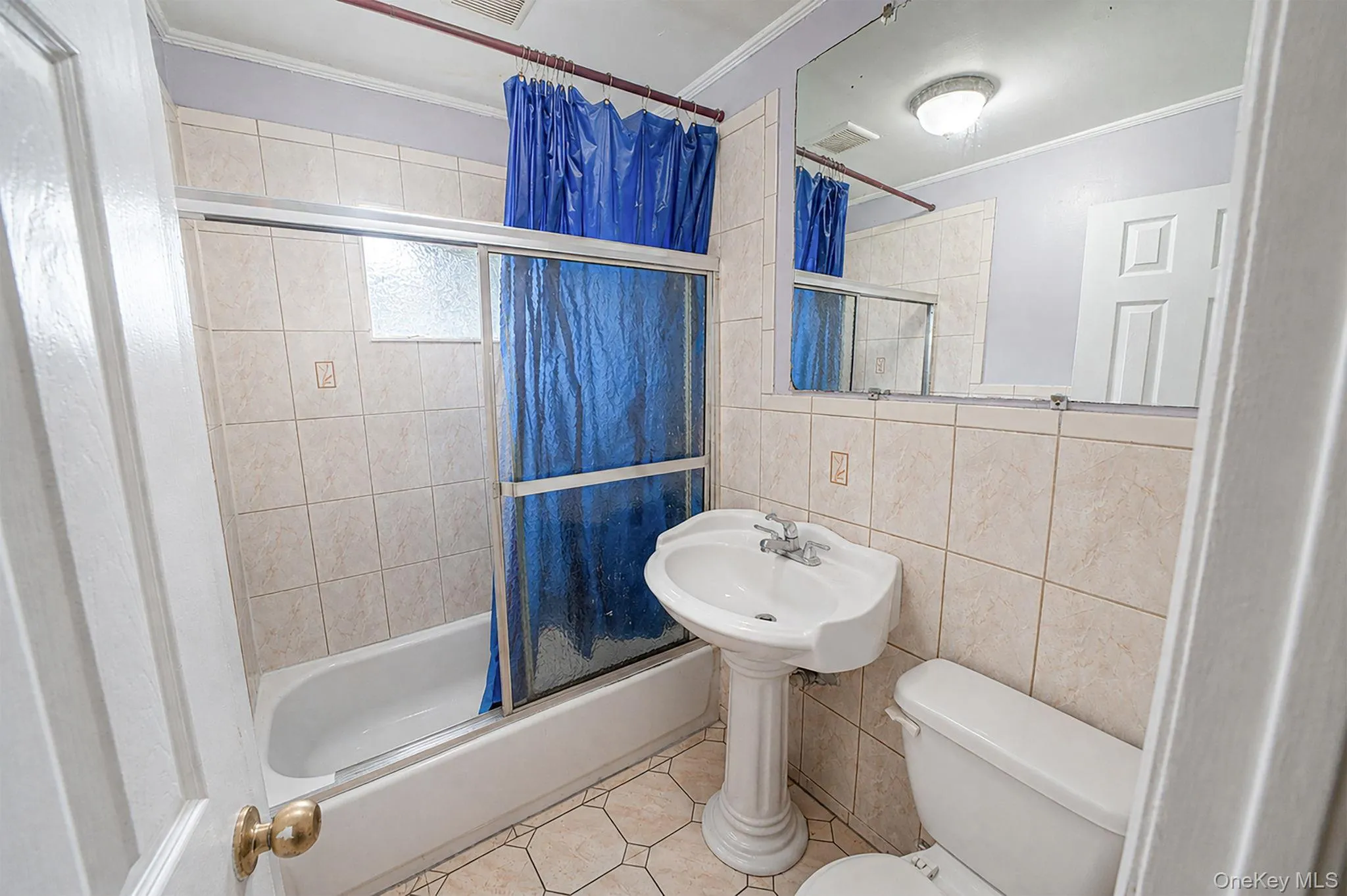 366 Albany Avenue, Babylon, NY, 4 Bedrooms Bedrooms, 6 Rooms Rooms,1 BathroomBathrooms,Residential,For Rent,Albany,0,1022206 366 Albany Avenue, Babylon, NY, 4 Bedrooms Bedrooms, 6 Rooms Rooms,1 BathroomBathrooms,Residential,For Rent,Albany,0,1022206