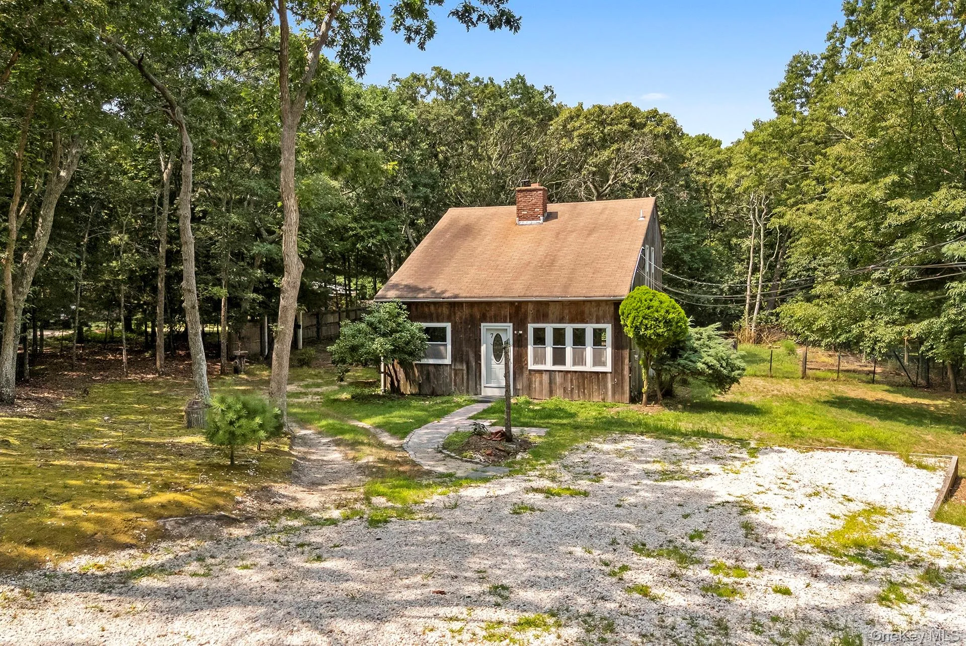 7 Albertines Lane, East Hampton, NY, 3 Bedrooms Bedrooms, 7 Rooms Rooms,2 BathroomsBathrooms,Residential,For Rent,Albertines,0,1022210 7 Albertines Lane, East Hampton, NY, 3 Bedrooms Bedrooms, 7 Rooms Rooms,2 BathroomsBathrooms,Residential,For Rent,Albertines,0,1022210
