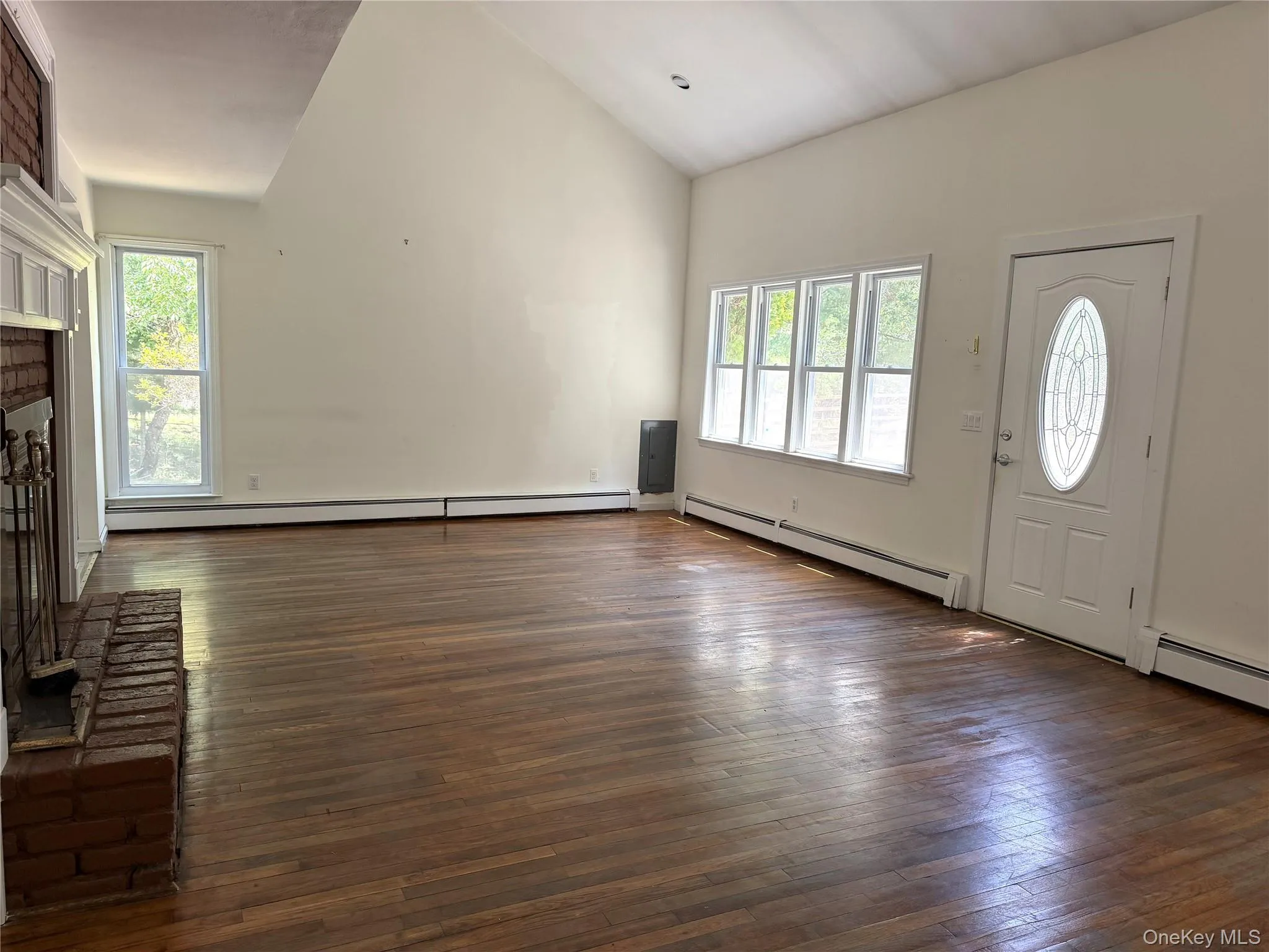 7 Albertines Lane, East Hampton, NY, 3 Bedrooms Bedrooms, 7 Rooms Rooms,2 BathroomsBathrooms,Residential,For Rent,Albertines,0,1022210 7 Albertines Lane, East Hampton, NY, 3 Bedrooms Bedrooms, 7 Rooms Rooms,2 BathroomsBathrooms,Residential,For Rent,Albertines,0,1022210