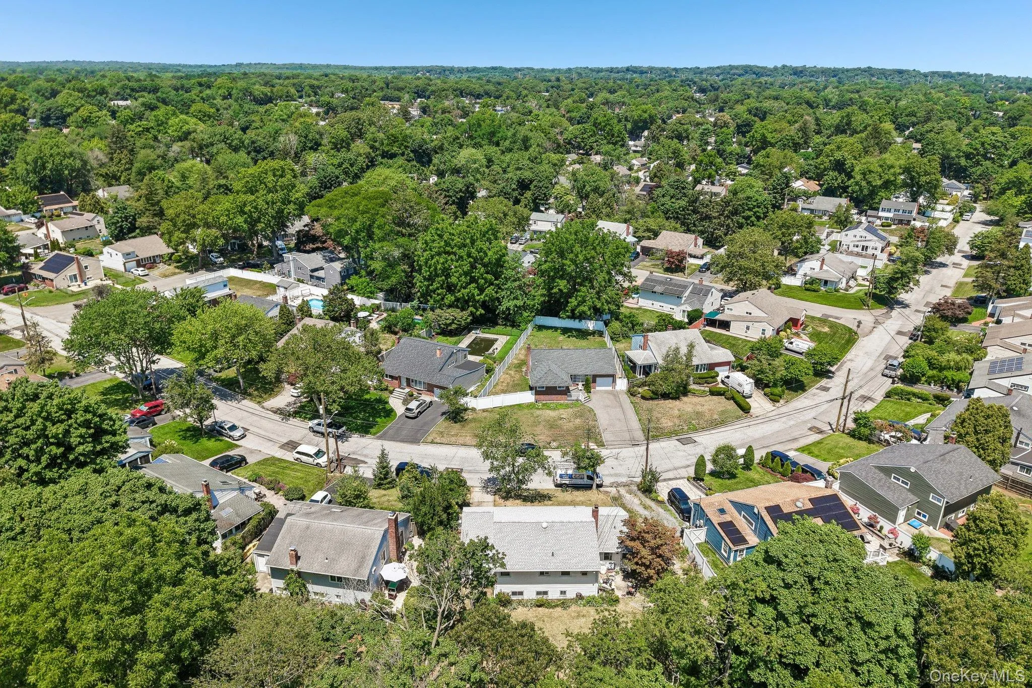 24 Oakley Drive, Huntington, NY, 4 Bedrooms Bedrooms, 9 Rooms Rooms,2 BathroomsBathrooms,Residential,For Rent,Oakley,0,1022215 24 Oakley Drive, Huntington, NY, 4 Bedrooms Bedrooms, 9 Rooms Rooms,2 BathroomsBathrooms,Residential,For Rent,Oakley,0,1022215