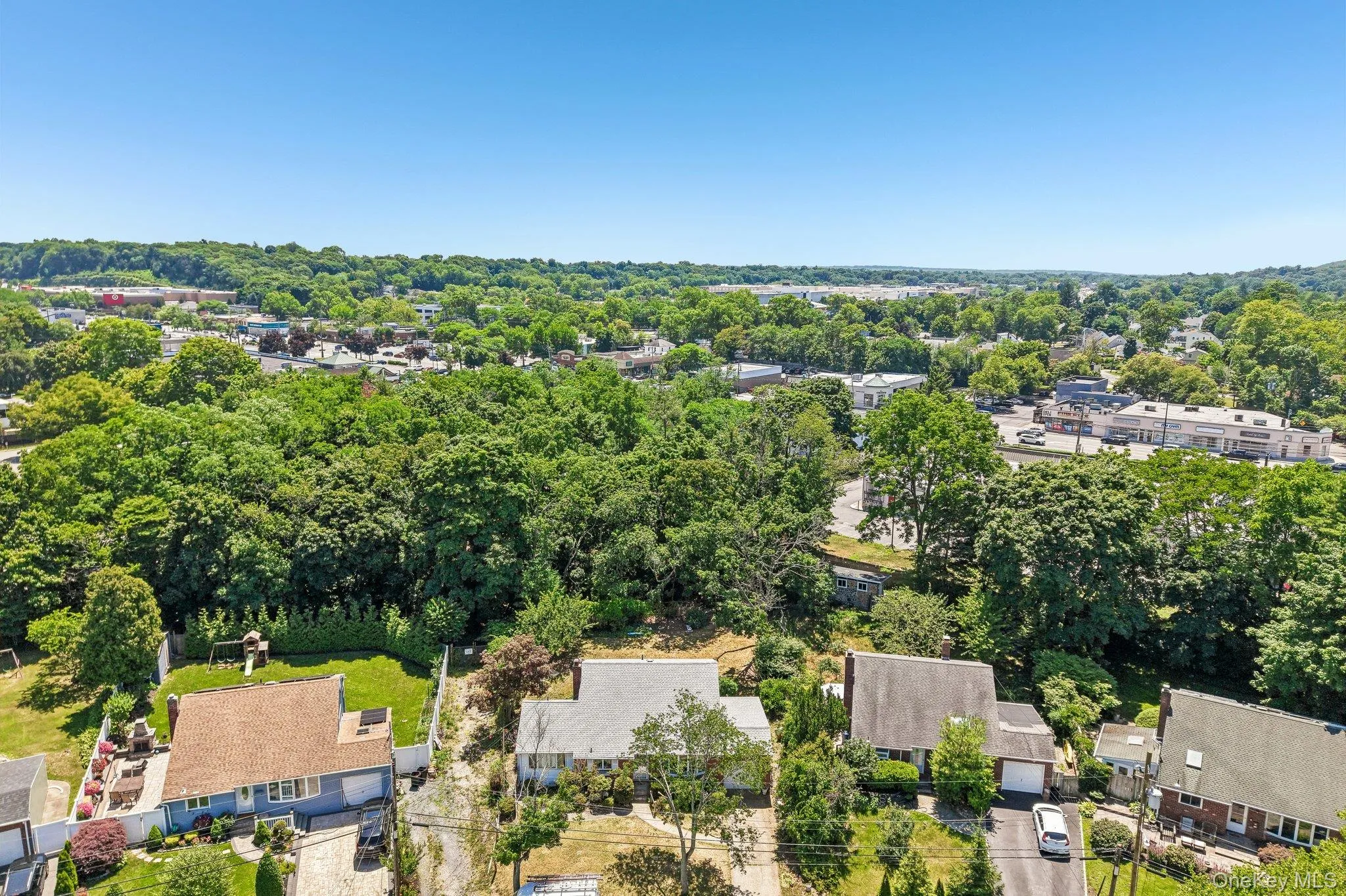 24 Oakley Drive, Huntington, NY, 4 Bedrooms Bedrooms, 9 Rooms Rooms,2 BathroomsBathrooms,Residential,For Rent,Oakley,0,1022215 24 Oakley Drive, Huntington, NY, 4 Bedrooms Bedrooms, 9 Rooms Rooms,2 BathroomsBathrooms,Residential,For Rent,Oakley,0,1022215