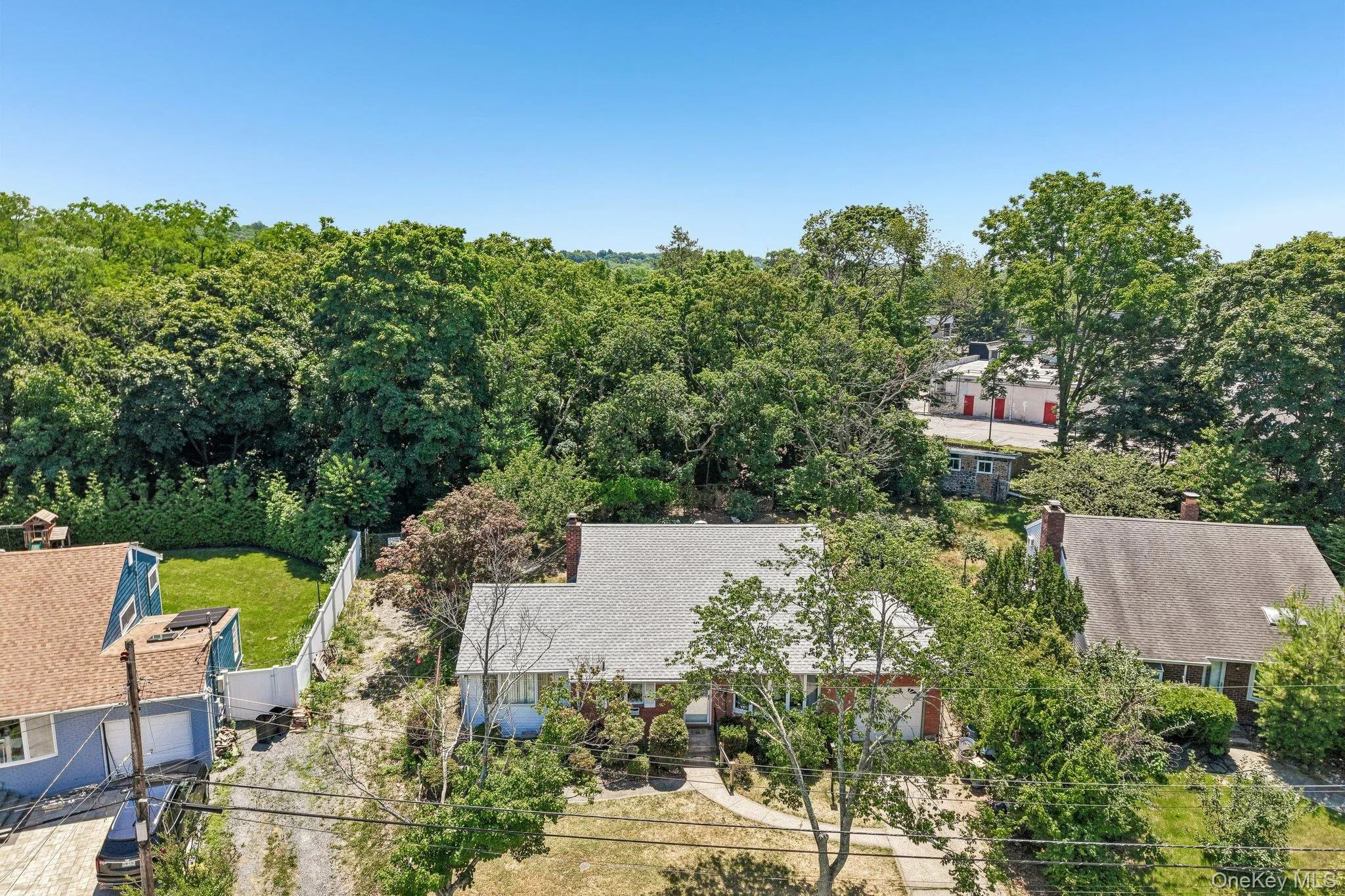 24 Oakley Drive, Huntington, NY, 4 Bedrooms Bedrooms, 9 Rooms Rooms,2 BathroomsBathrooms,Residential,For Rent,Oakley,0,1022215 24 Oakley Drive, Huntington, NY, 4 Bedrooms Bedrooms, 9 Rooms Rooms,2 BathroomsBathrooms,Residential,For Rent,Oakley,0,1022215