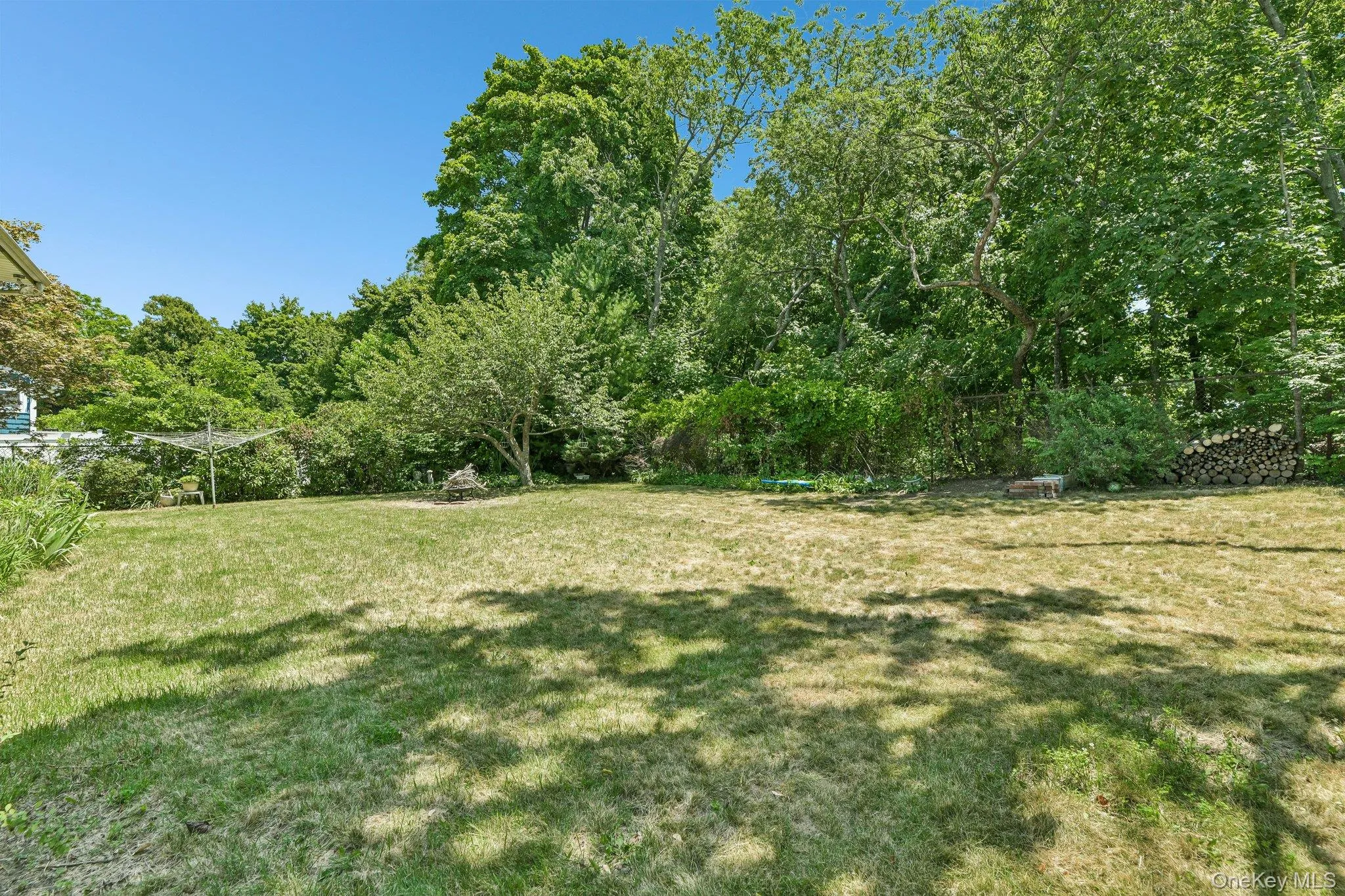 24 Oakley Drive, Huntington, NY, 4 Bedrooms Bedrooms, 9 Rooms Rooms,2 BathroomsBathrooms,Residential,For Rent,Oakley,0,1022215 24 Oakley Drive, Huntington, NY, 4 Bedrooms Bedrooms, 9 Rooms Rooms,2 BathroomsBathrooms,Residential,For Rent,Oakley,0,1022215