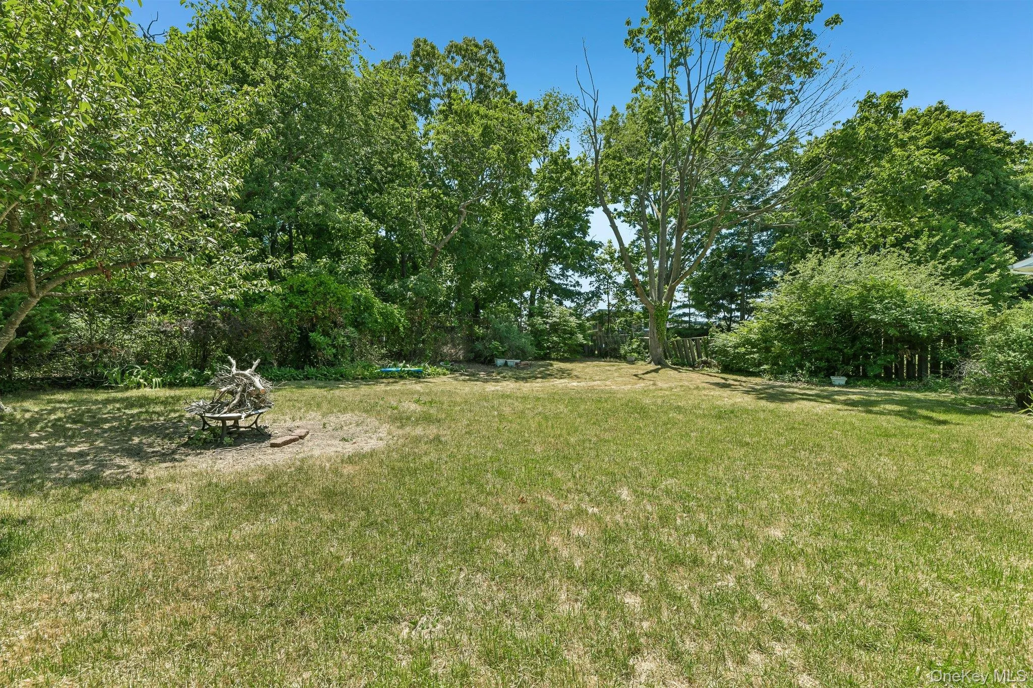 24 Oakley Drive, Huntington, NY, 4 Bedrooms Bedrooms, 9 Rooms Rooms,2 BathroomsBathrooms,Residential,For Rent,Oakley,0,1022215 24 Oakley Drive, Huntington, NY, 4 Bedrooms Bedrooms, 9 Rooms Rooms,2 BathroomsBathrooms,Residential,For Rent,Oakley,0,1022215