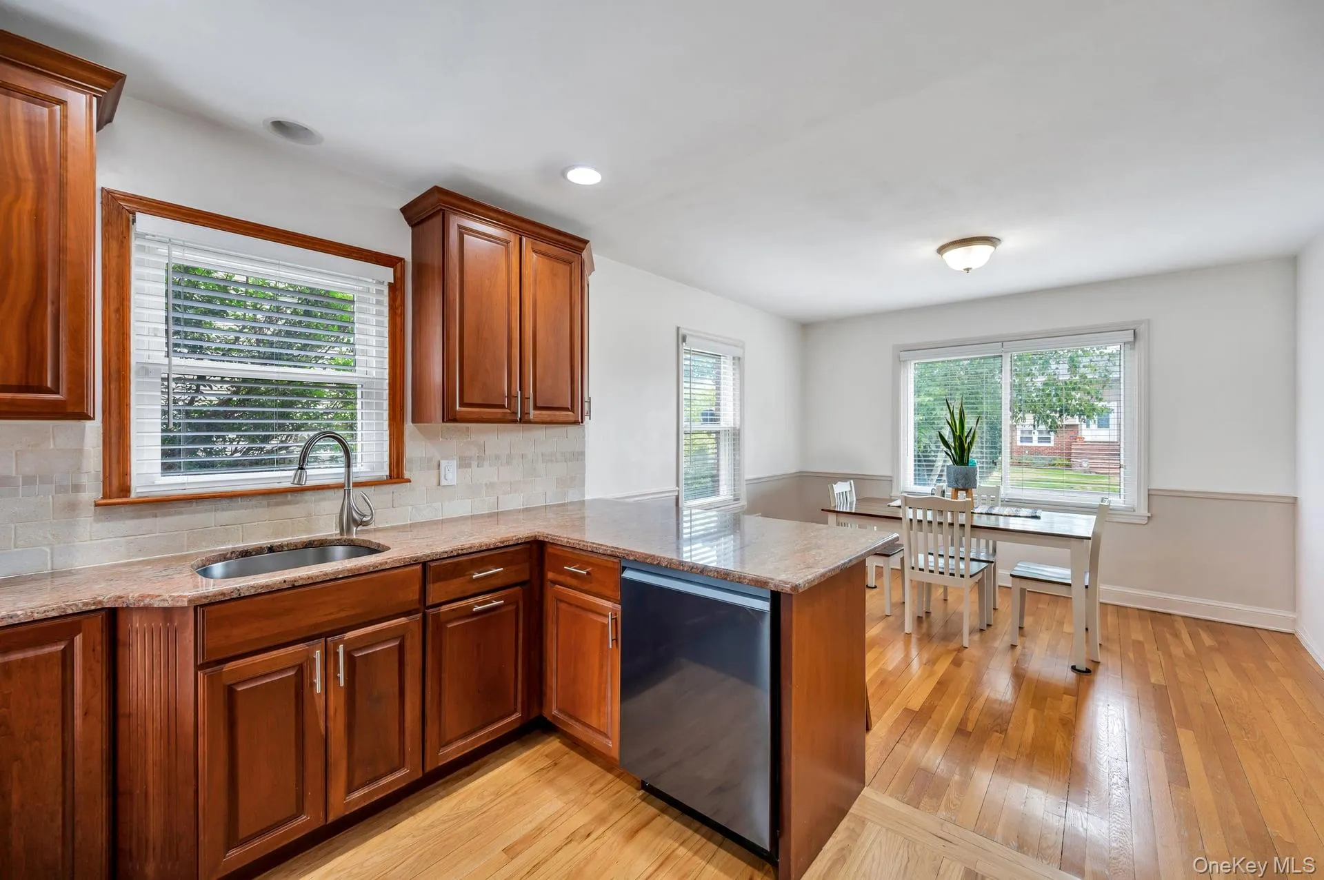 52 Yorktown Street, Hempstead, NY, 3 Bedrooms Bedrooms, 6 Rooms Rooms,2 BathroomsBathrooms,Residential,For Rent,Yorktown,0,1022219 52 Yorktown Street, Hempstead, NY, 3 Bedrooms Bedrooms, 6 Rooms Rooms,2 BathroomsBathrooms,Residential,For Rent,Yorktown,0,1022219