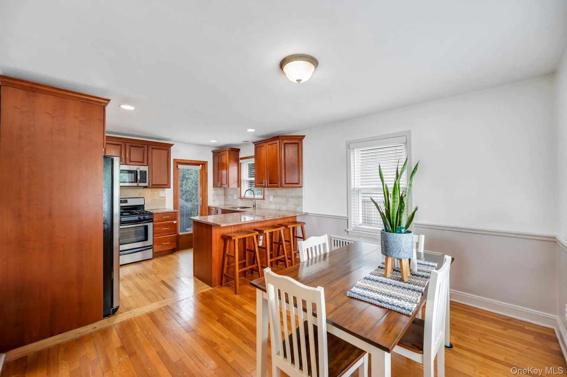 52 Yorktown Street, Hempstead, NY, 3 Bedrooms Bedrooms, 6 Rooms Rooms,2 BathroomsBathrooms,Residential,For Rent,Yorktown,0,1022219 52 Yorktown Street, Hempstead, NY, 3 Bedrooms Bedrooms, 6 Rooms Rooms,2 BathroomsBathrooms,Residential,For Rent,Yorktown,0,1022219
