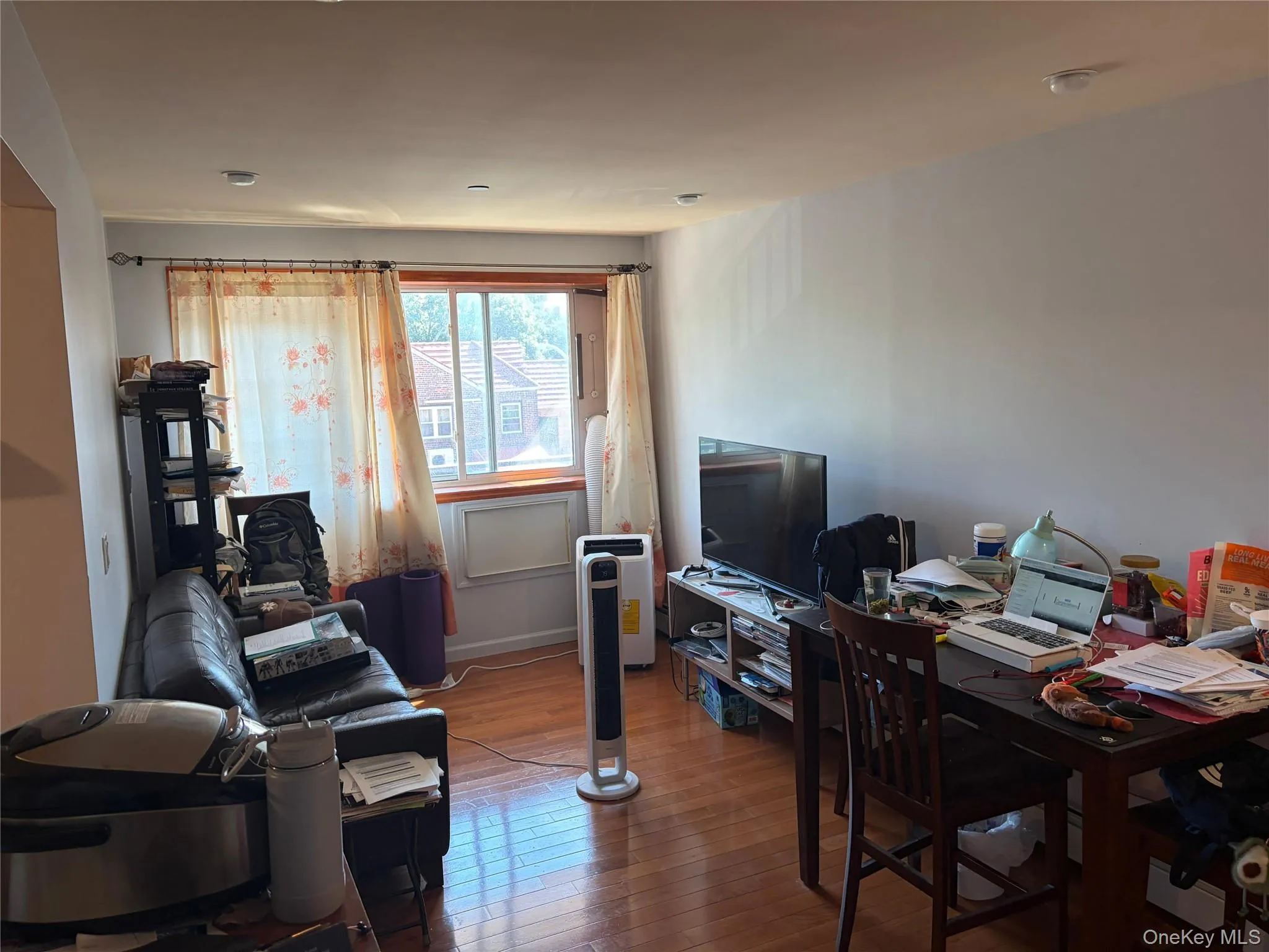 64-63 Austin Street, New York, NY, 1 Bedroom Bedrooms, 3 Rooms Rooms,1 BathroomBathrooms,Residential,For Rent,Austin,0,1022220 64-63 Austin Street, New York, NY, 1 Bedroom Bedrooms, 3 Rooms Rooms,1 BathroomBathrooms,Residential,For Rent,Austin,0,1022220