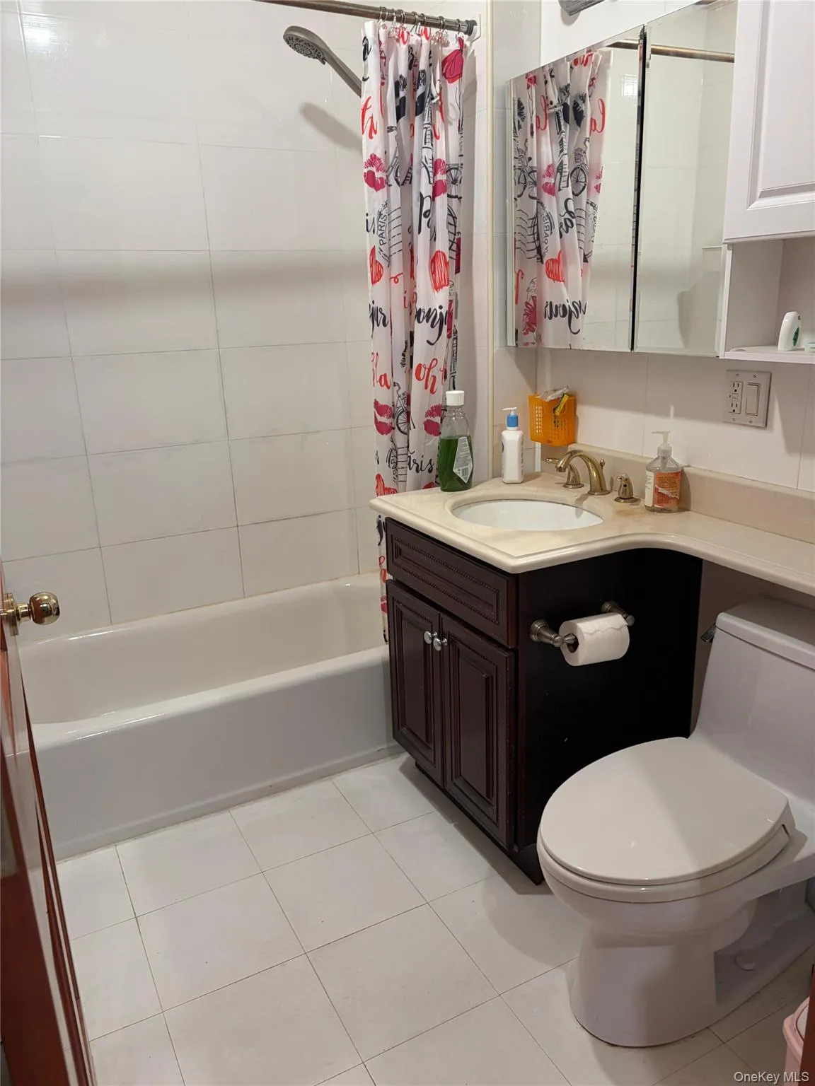 64-63 Austin Street, New York, NY, 1 Bedroom Bedrooms, 3 Rooms Rooms,1 BathroomBathrooms,Residential,For Rent,Austin,0,1022220 64-63 Austin Street, New York, NY, 1 Bedroom Bedrooms, 3 Rooms Rooms,1 BathroomBathrooms,Residential,For Rent,Austin,0,1022220