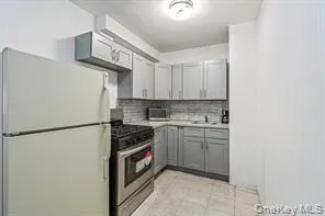 89-15 Parsons Boulevard, New York, NY, 2 Rooms Rooms,1 BathroomBathrooms,Residential Lease,For Rent,Parsons,0,1022221 89-15 Parsons Boulevard, New York, NY, 2 Rooms Rooms,1 BathroomBathrooms,Residential Lease,For Rent,Parsons,0,1022221