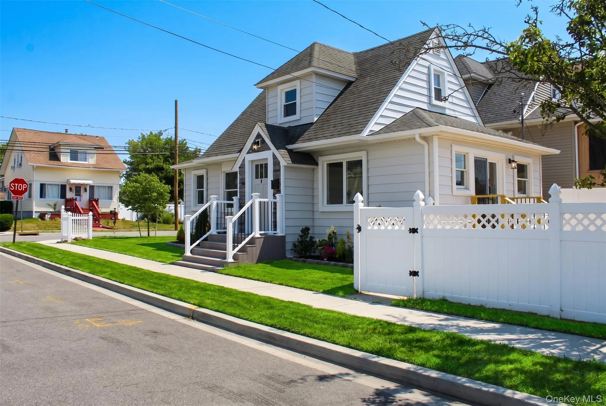 9 Franklin Street, Hempstead, NY, 2 Bedrooms Bedrooms, 6 Rooms Rooms,2 BathroomsBathrooms,Residential,For Rent,Franklin,0,1022225 9 Franklin Street, Hempstead, NY, 2 Bedrooms Bedrooms, 6 Rooms Rooms,2 BathroomsBathrooms,Residential,For Rent,Franklin,0,1022225