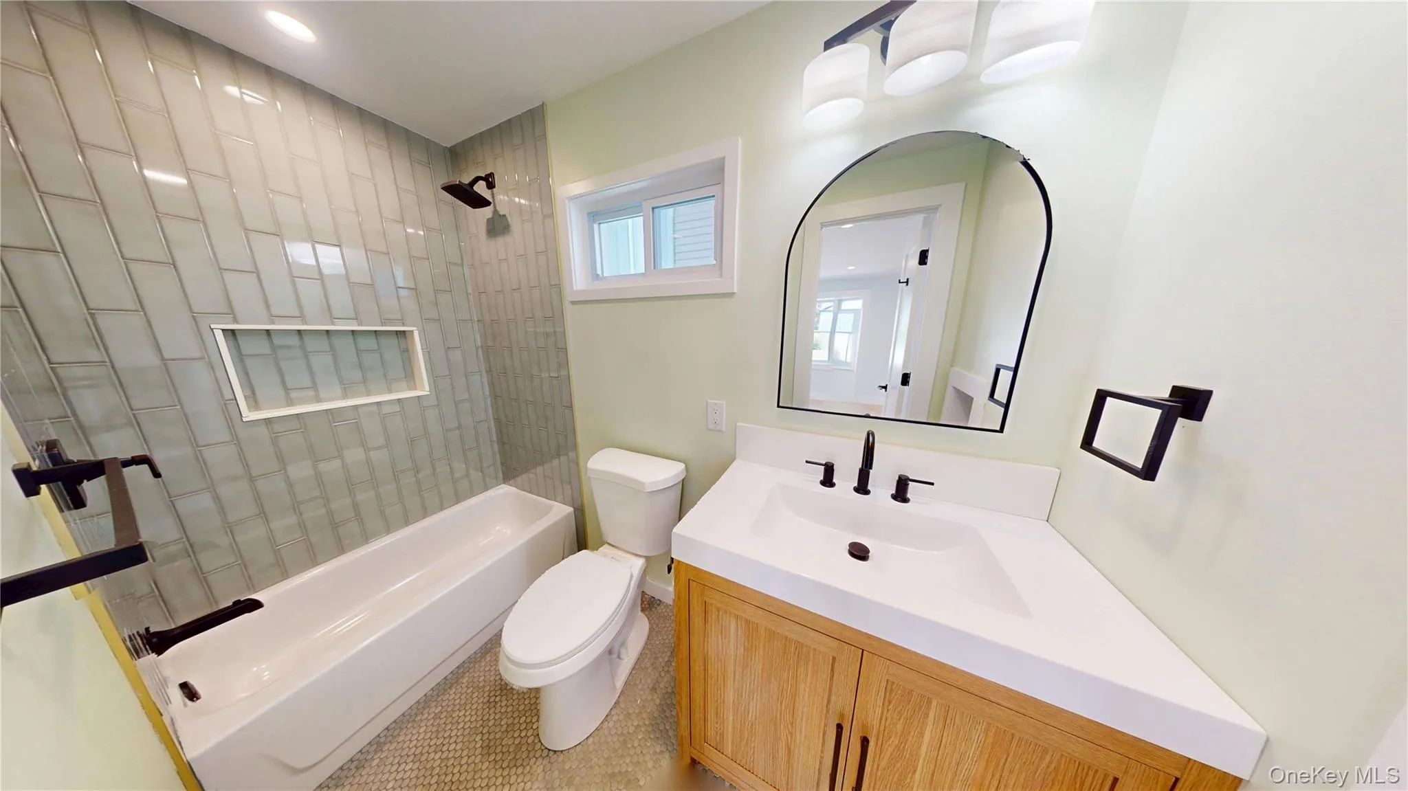 9 Franklin Street, Hempstead, NY, 2 Bedrooms Bedrooms, 6 Rooms Rooms,2 BathroomsBathrooms,Residential,For Rent,Franklin,0,1022225 9 Franklin Street, Hempstead, NY, 2 Bedrooms Bedrooms, 6 Rooms Rooms,2 BathroomsBathrooms,Residential,For Rent,Franklin,0,1022225