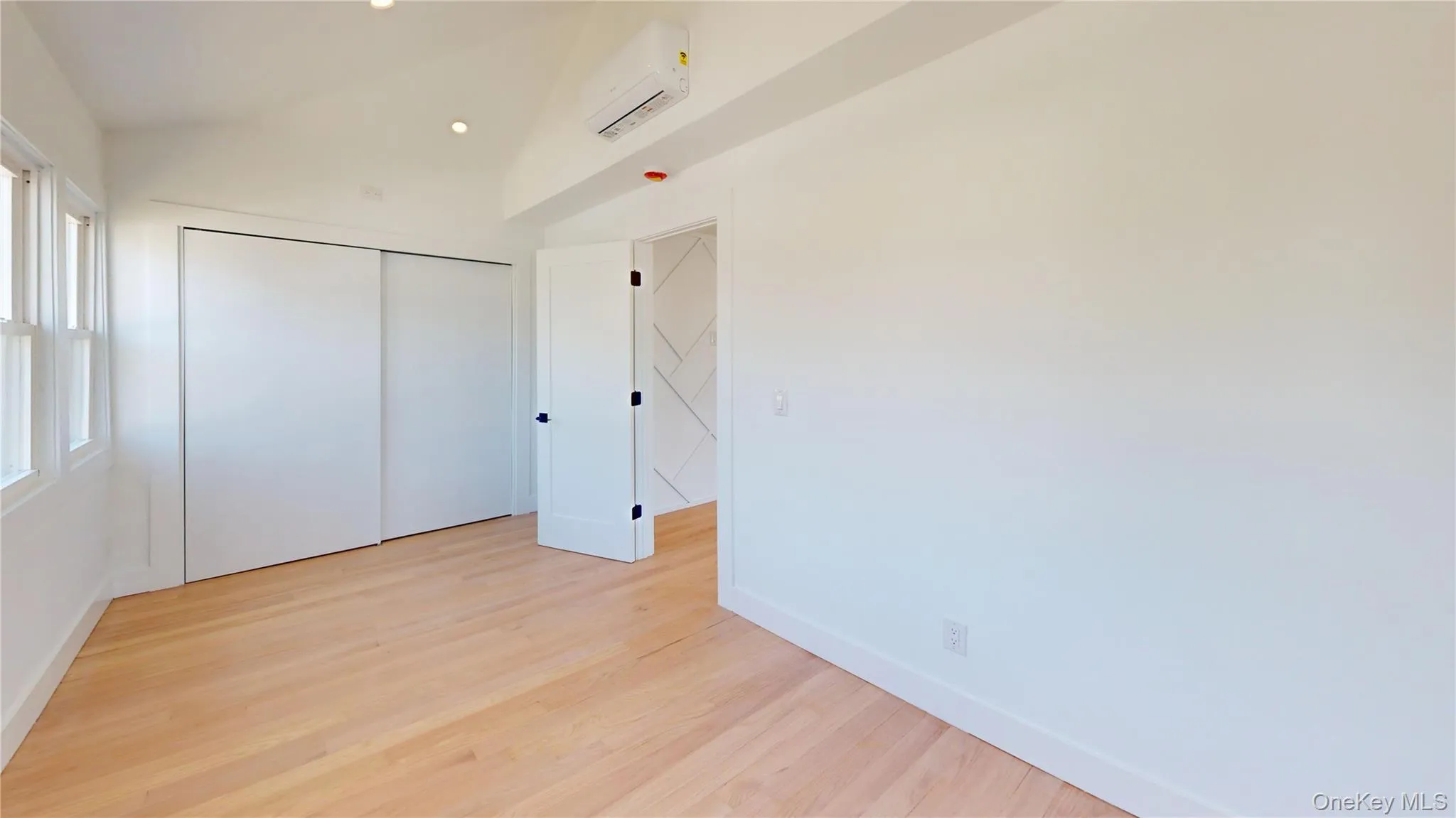 9 Franklin Street, Hempstead, NY, 2 Bedrooms Bedrooms, 6 Rooms Rooms,2 BathroomsBathrooms,Residential,For Rent,Franklin,0,1022225 9 Franklin Street, Hempstead, NY, 2 Bedrooms Bedrooms, 6 Rooms Rooms,2 BathroomsBathrooms,Residential,For Rent,Franklin,0,1022225