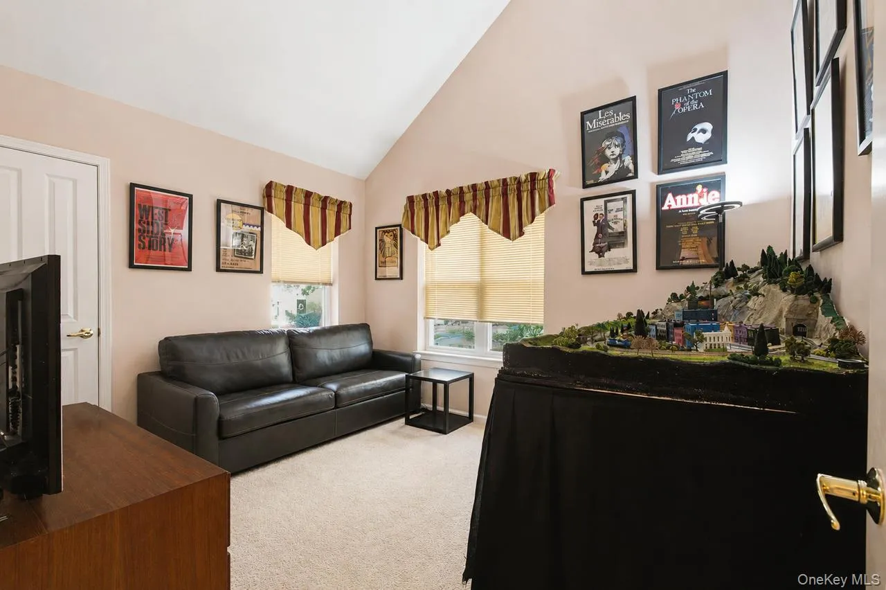 64 Roma Orchard Road, Peekskill, NY, 3 Bedrooms Bedrooms, 7 Rooms Rooms,2 BathroomsBathrooms,Residential,For Rent,Roma Orchard,0,1022232 64 Roma Orchard Road, Peekskill, NY, 3 Bedrooms Bedrooms, 7 Rooms Rooms,2 BathroomsBathrooms,Residential,For Rent,Roma Orchard,0,1022232