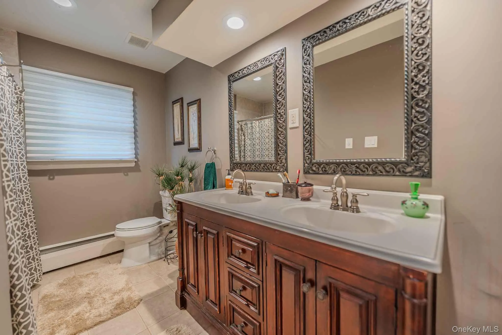 8 Feather Lane, Smithtown, NY, 4 Bedrooms Bedrooms, 8 Rooms Rooms,3 BathroomsBathrooms,Residential,For Rent,Feather,0,1022234 8 Feather Lane, Smithtown, NY, 4 Bedrooms Bedrooms, 8 Rooms Rooms,3 BathroomsBathrooms,Residential,For Rent,Feather,0,1022234