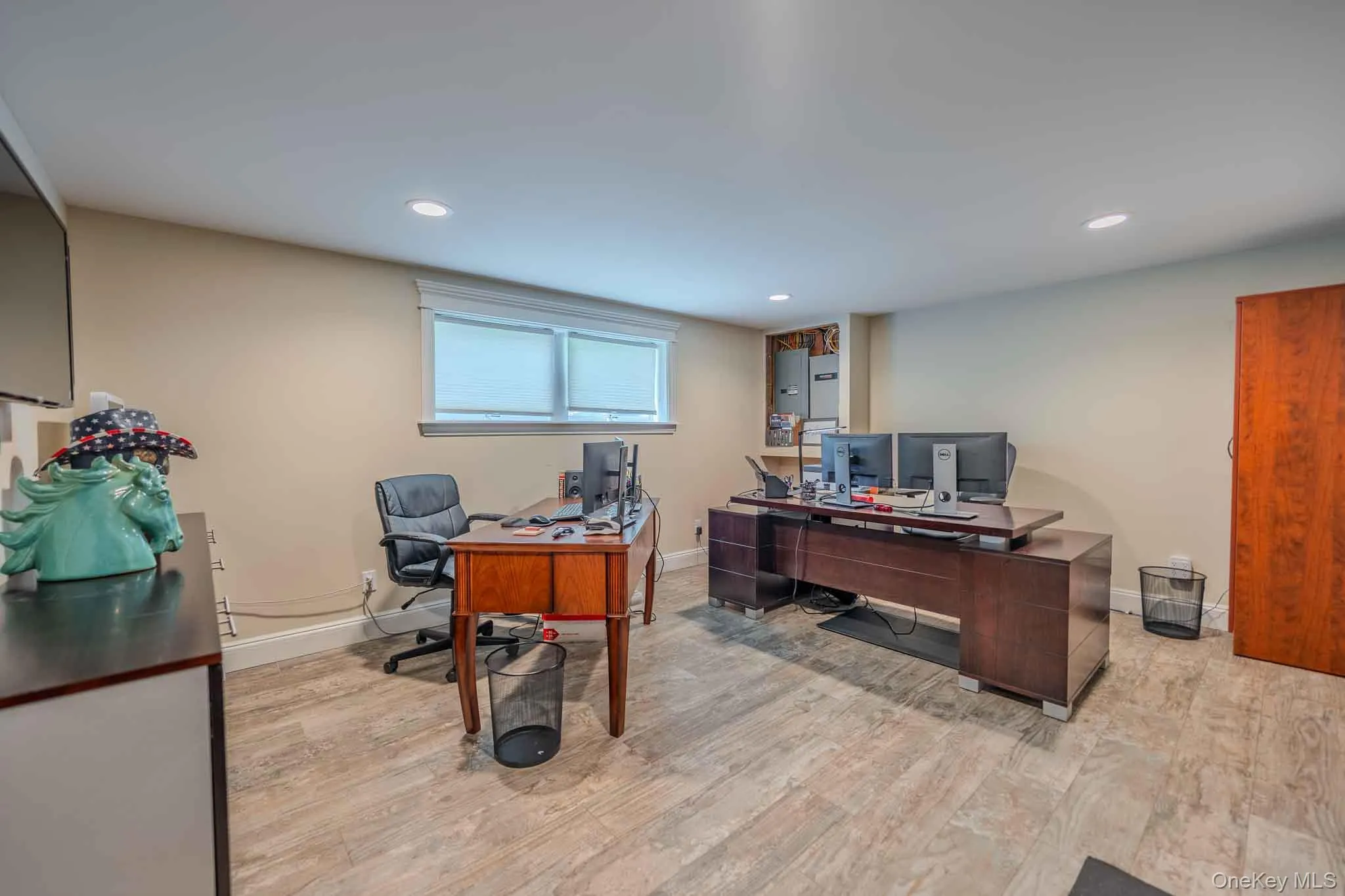8 Feather Lane, Smithtown, NY, 4 Bedrooms Bedrooms, 8 Rooms Rooms,3 BathroomsBathrooms,Residential,For Rent,Feather,0,1022234 8 Feather Lane, Smithtown, NY, 4 Bedrooms Bedrooms, 8 Rooms Rooms,3 BathroomsBathrooms,Residential,For Rent,Feather,0,1022234
