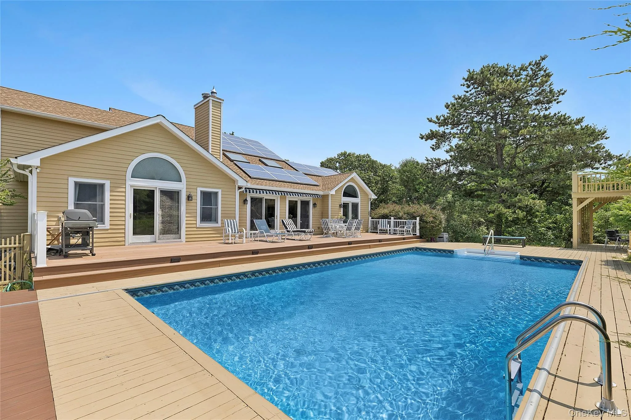 20x40 Heated Pool, retractable cover 20x40 Heated Pool, retractable cover