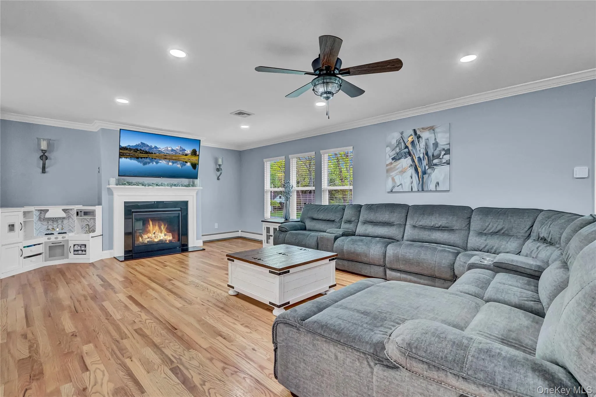 4 Saint Marks Place, Brookhaven, NY, 3 Bedrooms Bedrooms, 6 Rooms Rooms,2 BathroomsBathrooms,Residential,For Rent,Saint Marks,0,1022245 4 Saint Marks Place, Brookhaven, NY, 3 Bedrooms Bedrooms, 6 Rooms Rooms,2 BathroomsBathrooms,Residential,For Rent,Saint Marks,0,1022245