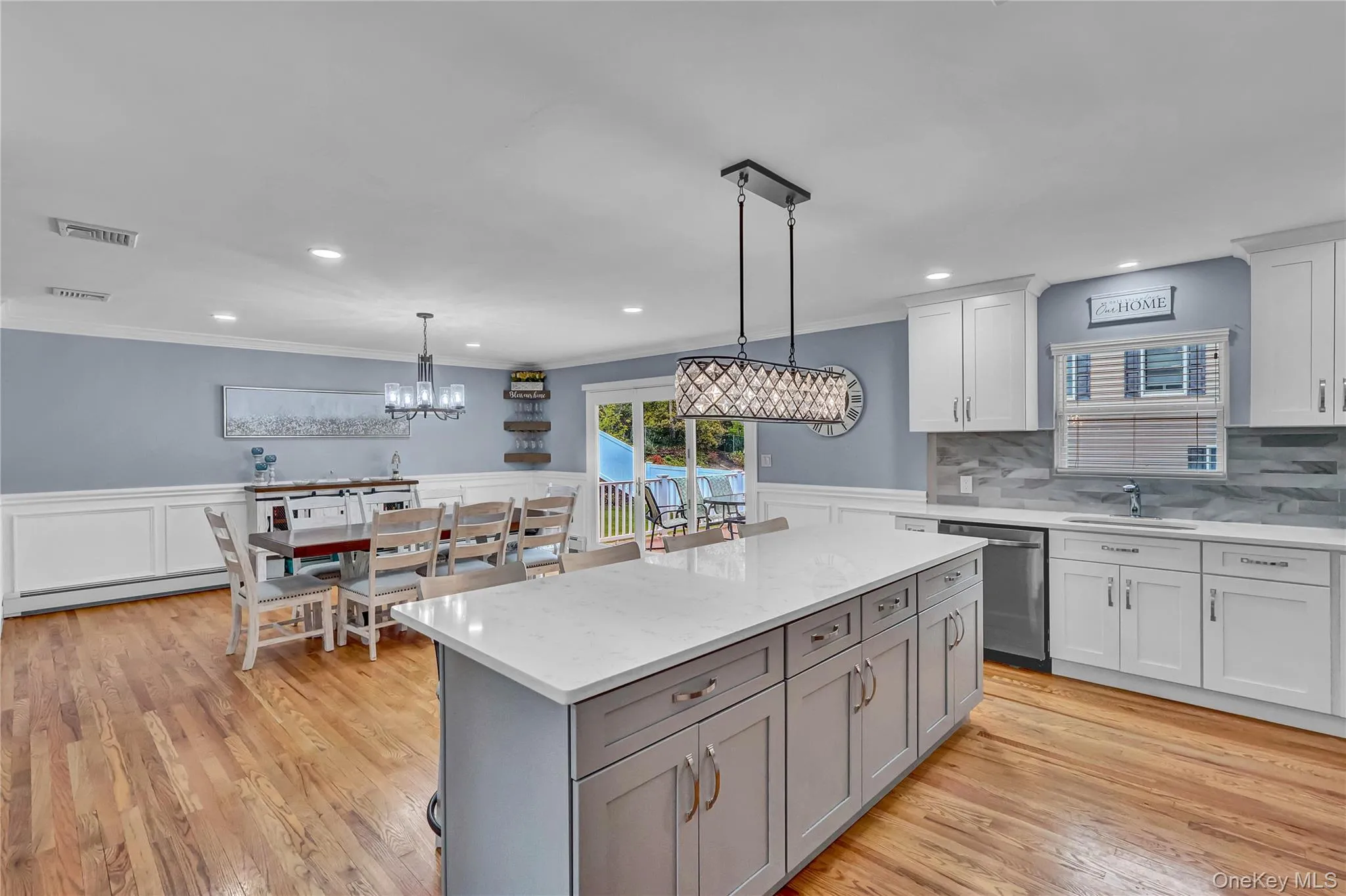 4 Saint Marks Place, Brookhaven, NY, 3 Bedrooms Bedrooms, 6 Rooms Rooms,2 BathroomsBathrooms,Residential,For Rent,Saint Marks,0,1022245 4 Saint Marks Place, Brookhaven, NY, 3 Bedrooms Bedrooms, 6 Rooms Rooms,2 BathroomsBathrooms,Residential,For Rent,Saint Marks,0,1022245