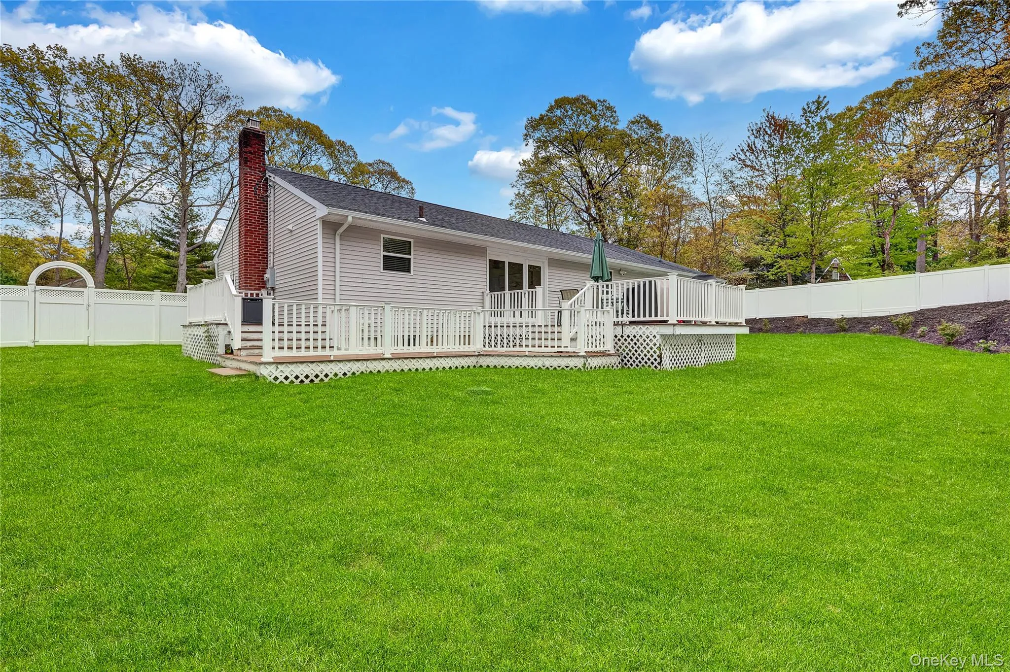 4 Saint Marks Place, Brookhaven, NY, 3 Bedrooms Bedrooms, 6 Rooms Rooms,2 BathroomsBathrooms,Residential,For Rent,Saint Marks,0,1022245 4 Saint Marks Place, Brookhaven, NY, 3 Bedrooms Bedrooms, 6 Rooms Rooms,2 BathroomsBathrooms,Residential,For Rent,Saint Marks,0,1022245