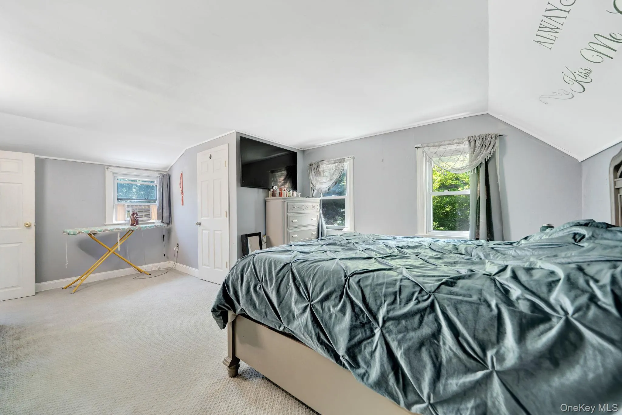38 Lyons Street, Huntington, NY, 3 Bedrooms Bedrooms, 6 Rooms Rooms,3 BathroomsBathrooms,Residential,For Rent,Lyons,0,1022258 38 Lyons Street, Huntington, NY, 3 Bedrooms Bedrooms, 6 Rooms Rooms,3 BathroomsBathrooms,Residential,For Rent,Lyons,0,1022258