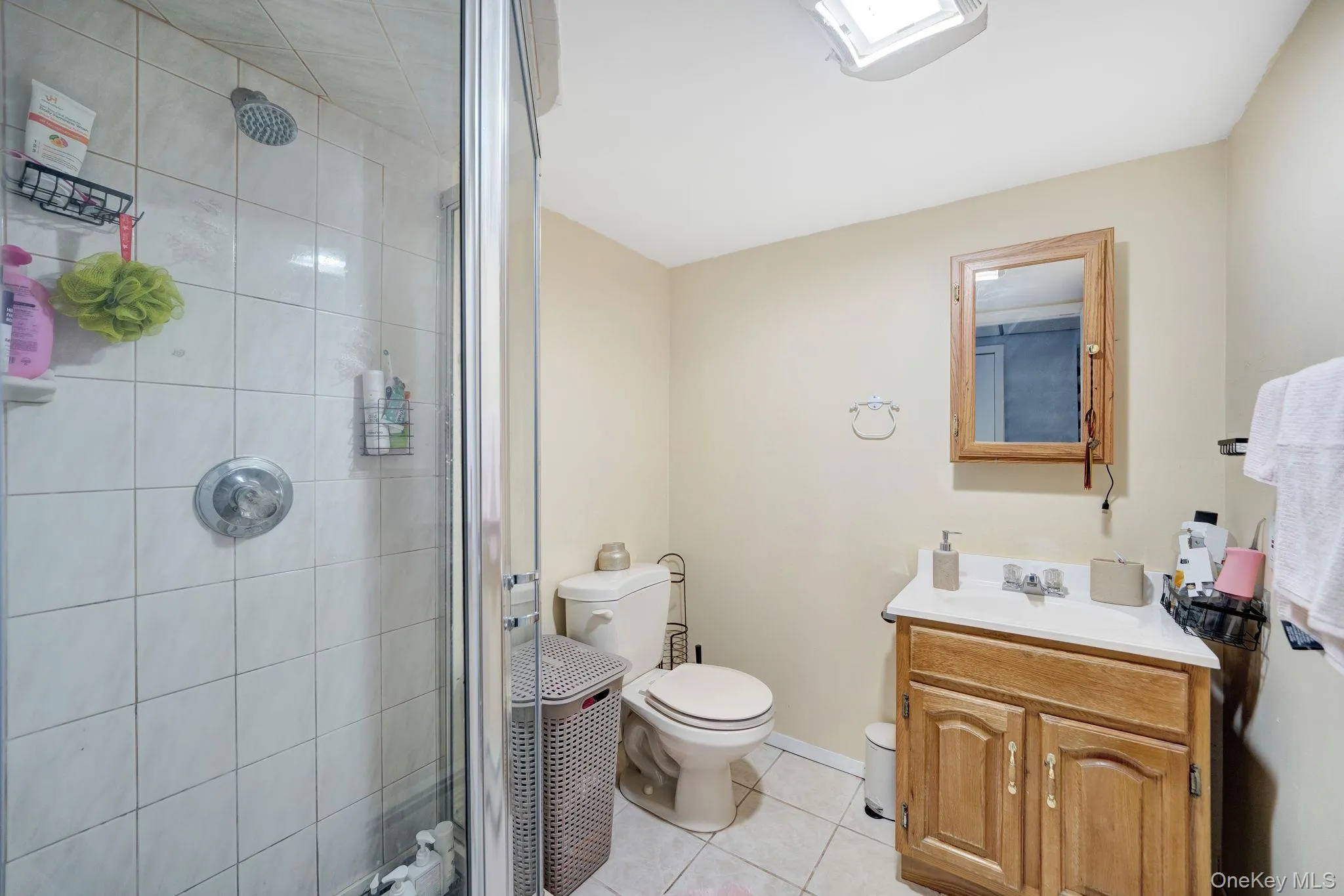 38 Lyons Street, Huntington, NY, 3 Bedrooms Bedrooms, 6 Rooms Rooms,3 BathroomsBathrooms,Residential,For Rent,Lyons,0,1022258 38 Lyons Street, Huntington, NY, 3 Bedrooms Bedrooms, 6 Rooms Rooms,3 BathroomsBathrooms,Residential,For Rent,Lyons,0,1022258