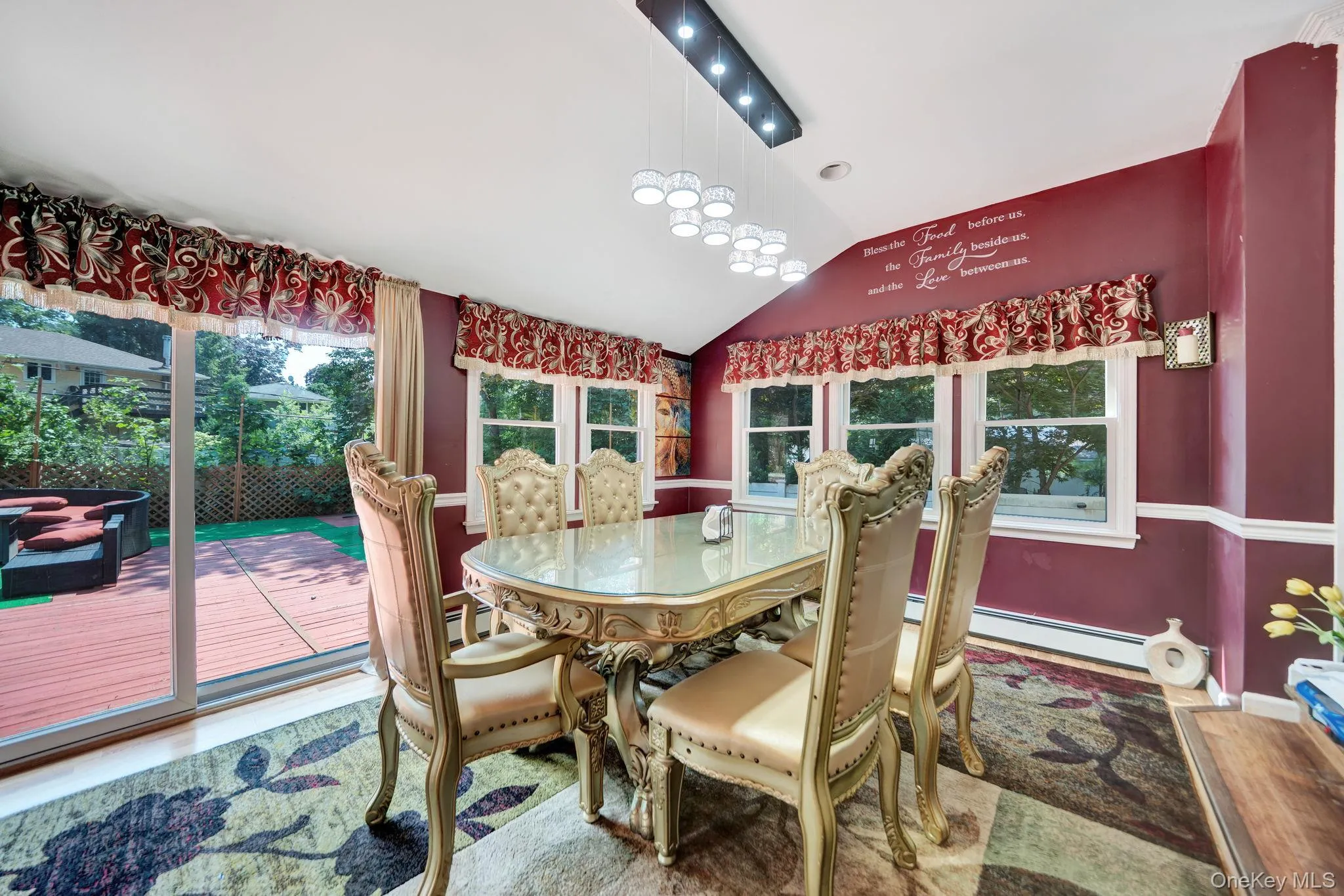 38 Lyons Street, Huntington, NY, 3 Bedrooms Bedrooms, 6 Rooms Rooms,3 BathroomsBathrooms,Residential,For Rent,Lyons,0,1022258 38 Lyons Street, Huntington, NY, 3 Bedrooms Bedrooms, 6 Rooms Rooms,3 BathroomsBathrooms,Residential,For Rent,Lyons,0,1022258