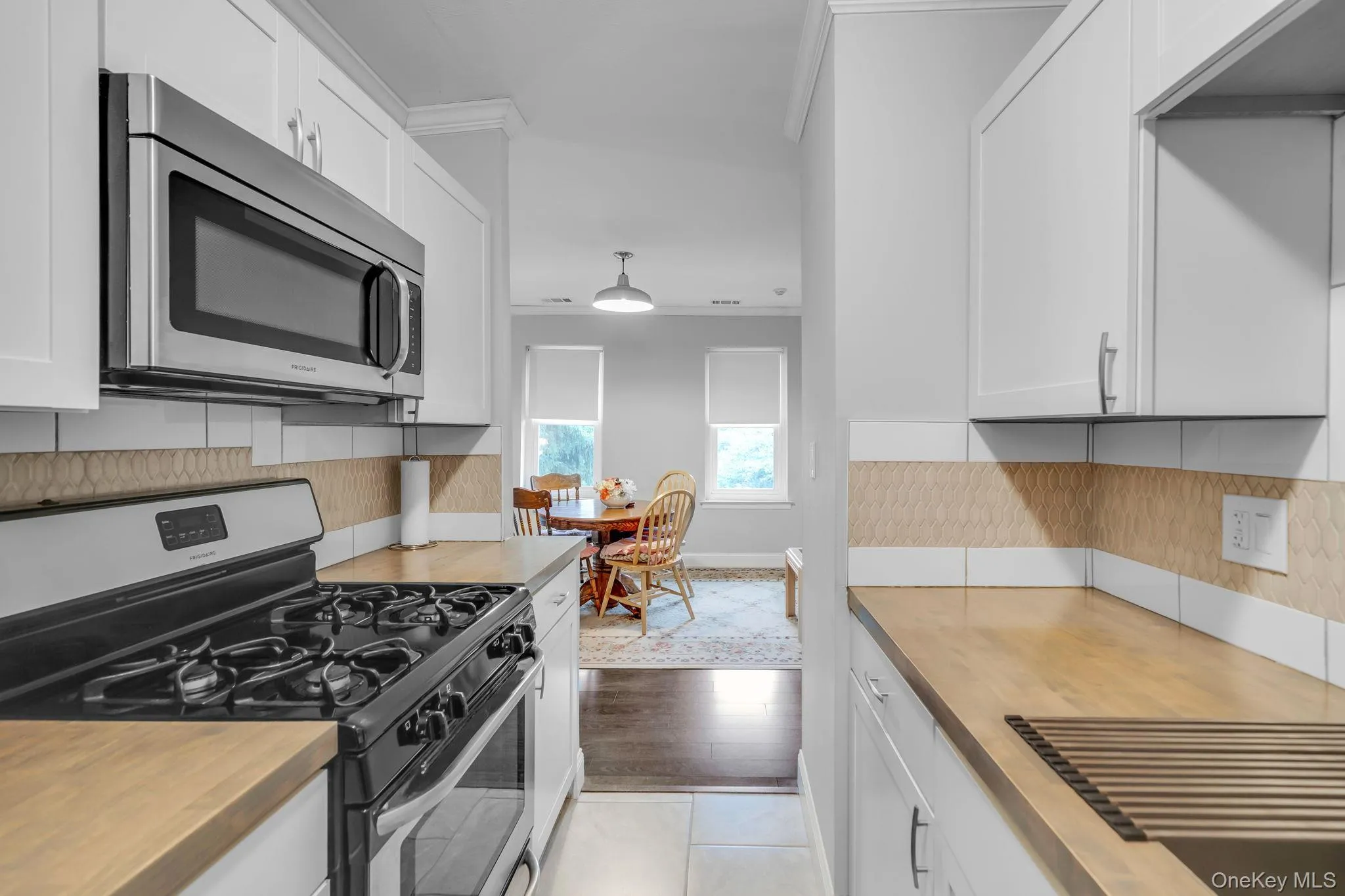 282 Artist Lake Drive, Brookhaven, NY, 1 Bedroom Bedrooms, 4 Rooms Rooms,1 BathroomBathrooms,Residential,For Rent,Artist Lake,0,1022259 282 Artist Lake Drive, Brookhaven, NY, 1 Bedroom Bedrooms, 4 Rooms Rooms,1 BathroomBathrooms,Residential,For Rent,Artist Lake,0,1022259