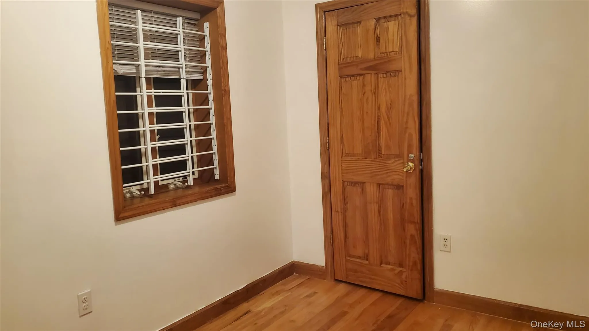 7167 161st Street, New York, NY, 3 Bedrooms Bedrooms, 6 Rooms Rooms,2 BathroomsBathrooms,Residential Lease,For Rent,161st,0,1022268 7167 161st Street, New York, NY, 3 Bedrooms Bedrooms, 6 Rooms Rooms,2 BathroomsBathrooms,Residential Lease,For Rent,161st,0,1022268