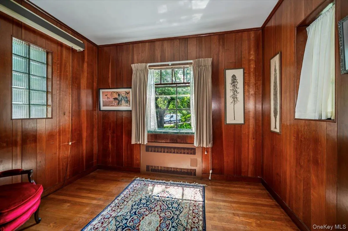 1264 Rhinelander Avenue, New York, NY, 3 Bedrooms Bedrooms, 8 Rooms Rooms,2 BathroomsBathrooms,Residential,For Rent,Rhinelander,0,1022280 1264 Rhinelander Avenue, New York, NY, 3 Bedrooms Bedrooms, 8 Rooms Rooms,2 BathroomsBathrooms,Residential,For Rent,Rhinelander,0,1022280