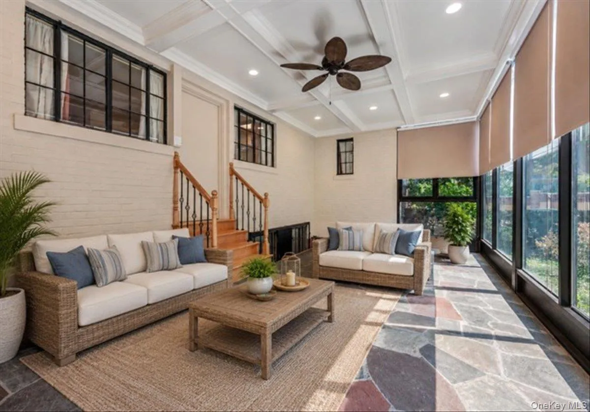 1264 Rhinelander Avenue, New York, NY, 3 Bedrooms Bedrooms, 8 Rooms Rooms,2 BathroomsBathrooms,Residential,For Rent,Rhinelander,0,1022280 1264 Rhinelander Avenue, New York, NY, 3 Bedrooms Bedrooms, 8 Rooms Rooms,2 BathroomsBathrooms,Residential,For Rent,Rhinelander,0,1022280