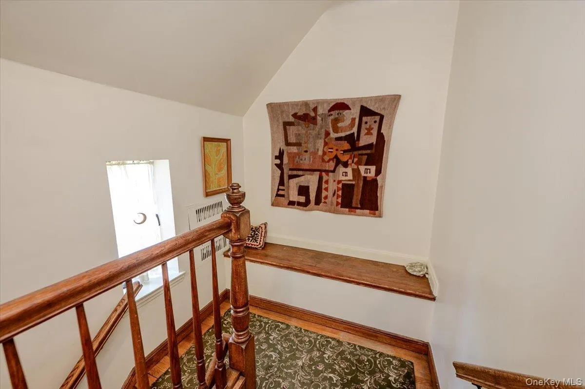 1264 Rhinelander Avenue, New York, NY, 3 Bedrooms Bedrooms, 8 Rooms Rooms,2 BathroomsBathrooms,Residential,For Rent,Rhinelander,0,1022280 1264 Rhinelander Avenue, New York, NY, 3 Bedrooms Bedrooms, 8 Rooms Rooms,2 BathroomsBathrooms,Residential,For Rent,Rhinelander,0,1022280