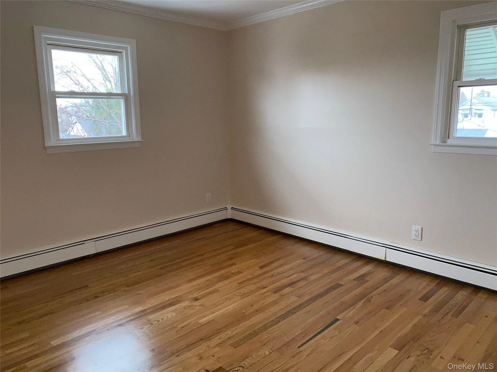 59 S Grand Street, North Hempstead, NY, 2 Bedrooms Bedrooms, 4 Rooms Rooms,1 BathroomBathrooms,Residential Lease,For Rent,S Grand,0,1022283 59 S Grand Street, North Hempstead, NY, 2 Bedrooms Bedrooms, 4 Rooms Rooms,1 BathroomBathrooms,Residential Lease,For Rent,S Grand,0,1022283
