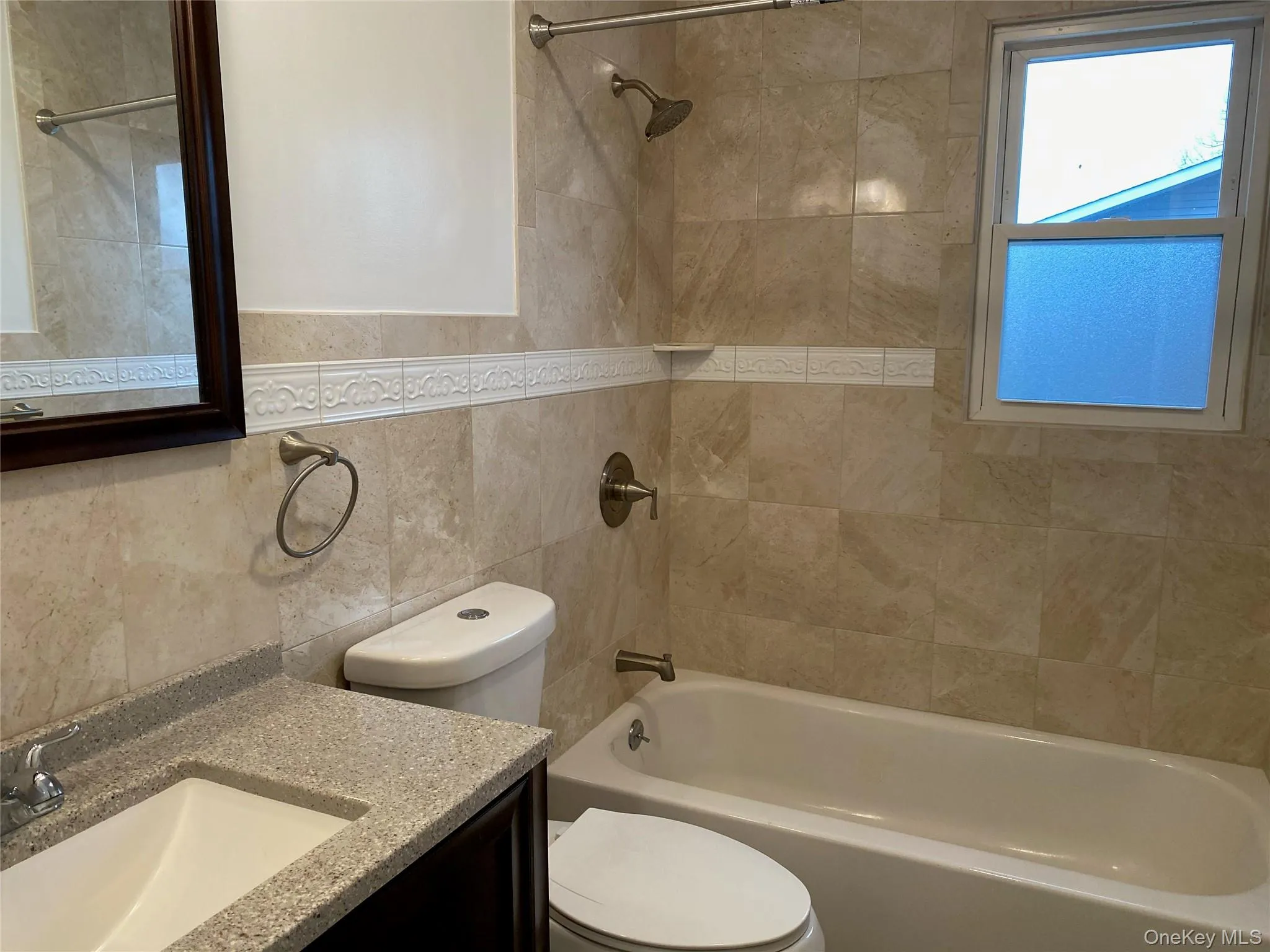 59 S Grand Street, North Hempstead, NY, 2 Bedrooms Bedrooms, 4 Rooms Rooms,1 BathroomBathrooms,Residential Lease,For Rent,S Grand,0,1022283 59 S Grand Street, North Hempstead, NY, 2 Bedrooms Bedrooms, 4 Rooms Rooms,1 BathroomBathrooms,Residential Lease,For Rent,S Grand,0,1022283