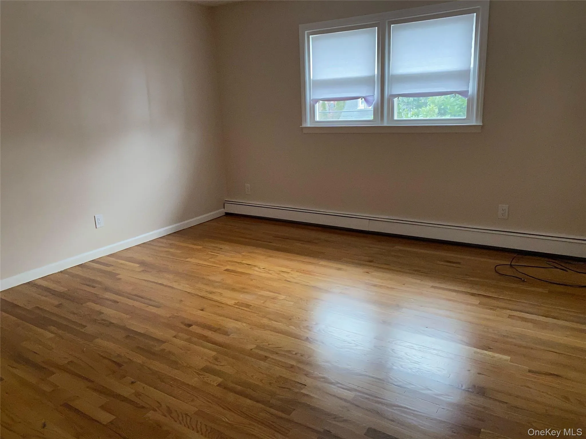 59 S Grand Street, North Hempstead, NY, 2 Bedrooms Bedrooms, 4 Rooms Rooms,1 BathroomBathrooms,Residential Lease,For Rent,S Grand,0,1022283 59 S Grand Street, North Hempstead, NY, 2 Bedrooms Bedrooms, 4 Rooms Rooms,1 BathroomBathrooms,Residential Lease,For Rent,S Grand,0,1022283
