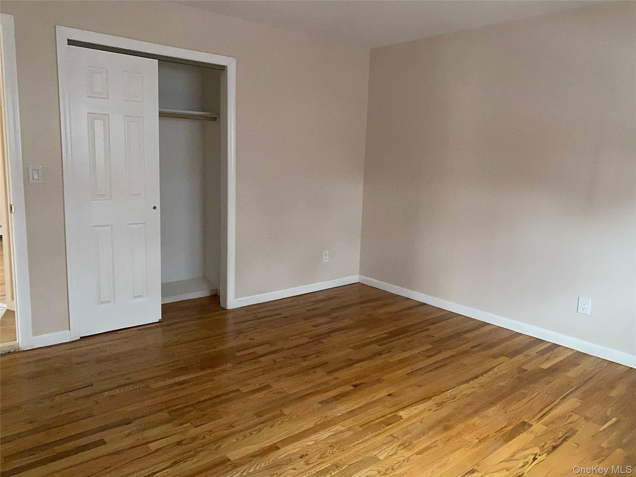 59 S Grand Street, North Hempstead, NY, 2 Bedrooms Bedrooms, 4 Rooms Rooms,1 BathroomBathrooms,Residential Lease,For Rent,S Grand,0,1022283 59 S Grand Street, North Hempstead, NY, 2 Bedrooms Bedrooms, 4 Rooms Rooms,1 BathroomBathrooms,Residential Lease,For Rent,S Grand,0,1022283