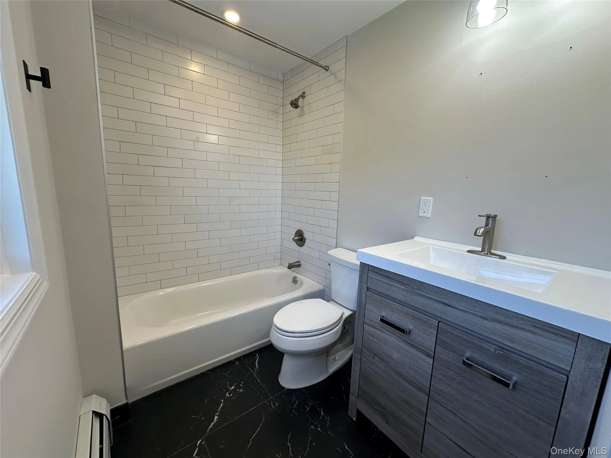 11 Ohio Avenue, North Hempstead, NY, 3 Bedrooms Bedrooms, 7 Rooms Rooms,1 BathroomBathrooms,Residential Lease,For Rent,Ohio,0,1022284 11 Ohio Avenue, North Hempstead, NY, 3 Bedrooms Bedrooms, 7 Rooms Rooms,1 BathroomBathrooms,Residential Lease,For Rent,Ohio,0,1022284