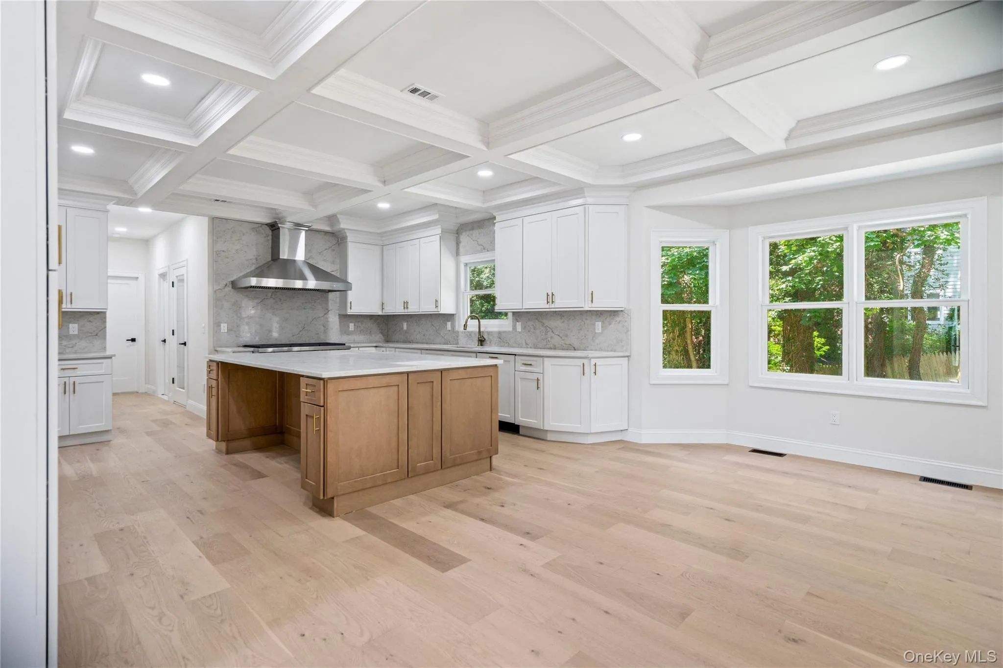41 Cove Road, Huntington, NY, 5 Bedrooms Bedrooms, 13 Rooms Rooms,4 BathroomsBathrooms,Residential,For Rent,Cove,0,1022285 41 Cove Road, Huntington, NY, 5 Bedrooms Bedrooms, 13 Rooms Rooms,4 BathroomsBathrooms,Residential,For Rent,Cove,0,1022285
