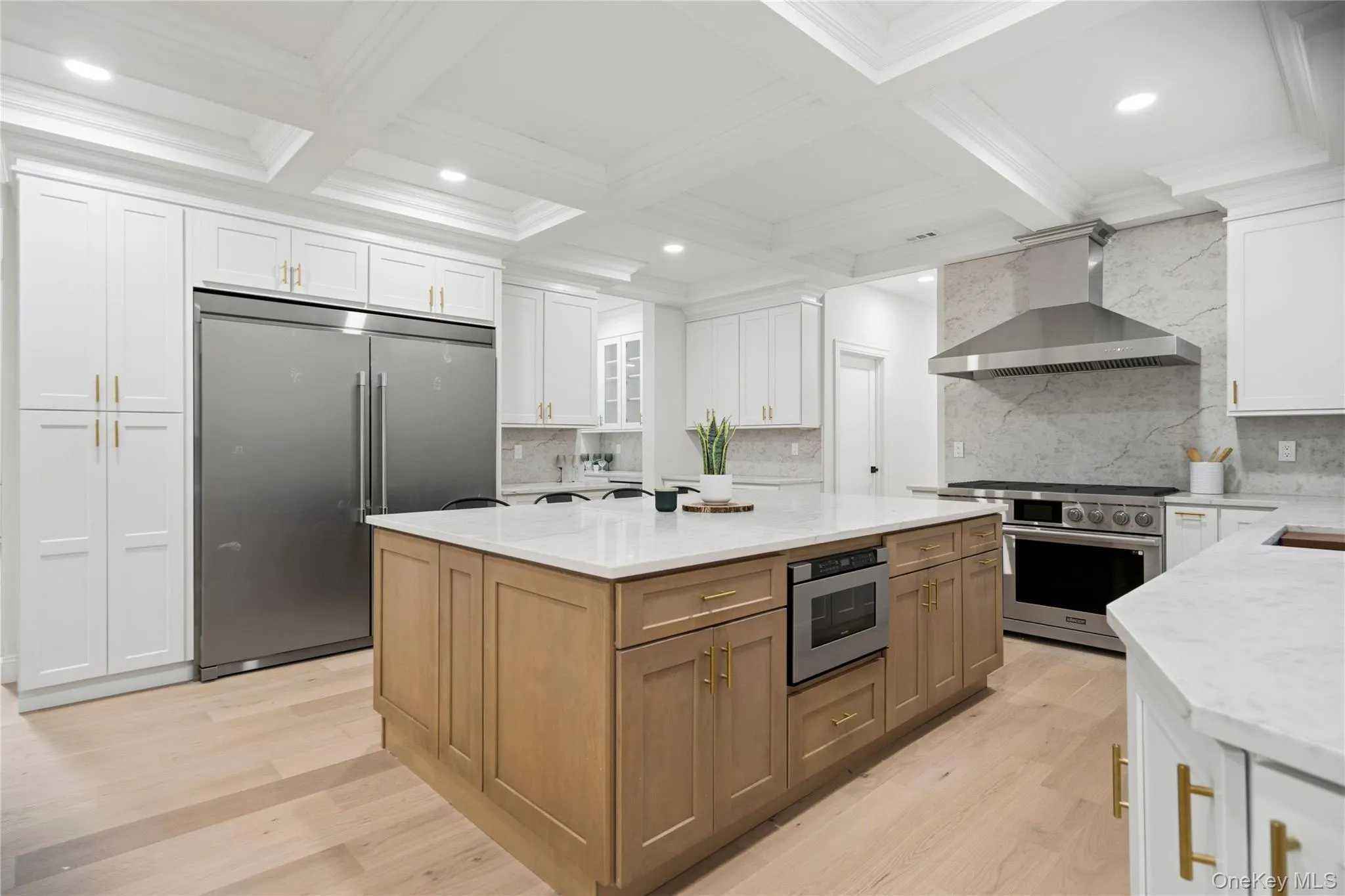 41 Cove Road, Huntington, NY, 5 Bedrooms Bedrooms, 13 Rooms Rooms,4 BathroomsBathrooms,Residential,For Rent,Cove,0,1022285 41 Cove Road, Huntington, NY, 5 Bedrooms Bedrooms, 13 Rooms Rooms,4 BathroomsBathrooms,Residential,For Rent,Cove,0,1022285