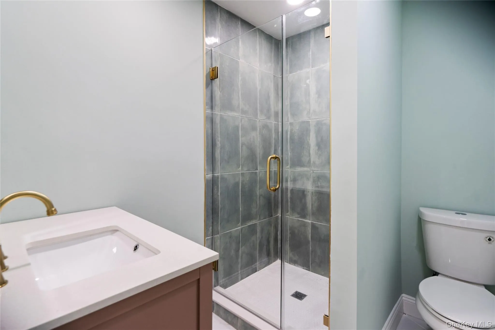 41 Cove Road, Huntington, NY, 5 Bedrooms Bedrooms, 13 Rooms Rooms,4 BathroomsBathrooms,Residential,For Rent,Cove,0,1022285 41 Cove Road, Huntington, NY, 5 Bedrooms Bedrooms, 13 Rooms Rooms,4 BathroomsBathrooms,Residential,For Rent,Cove,0,1022285